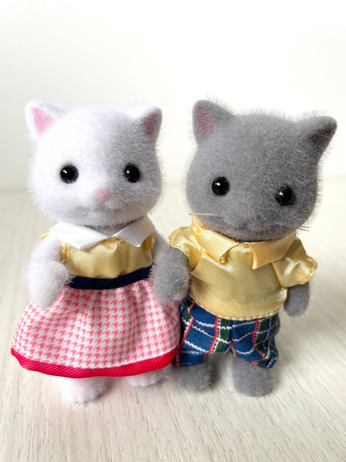 Love is Love Calico Critters grey persian cat with white kitty in matching yellow outfits and 50's style dress, cute custom critter couple!