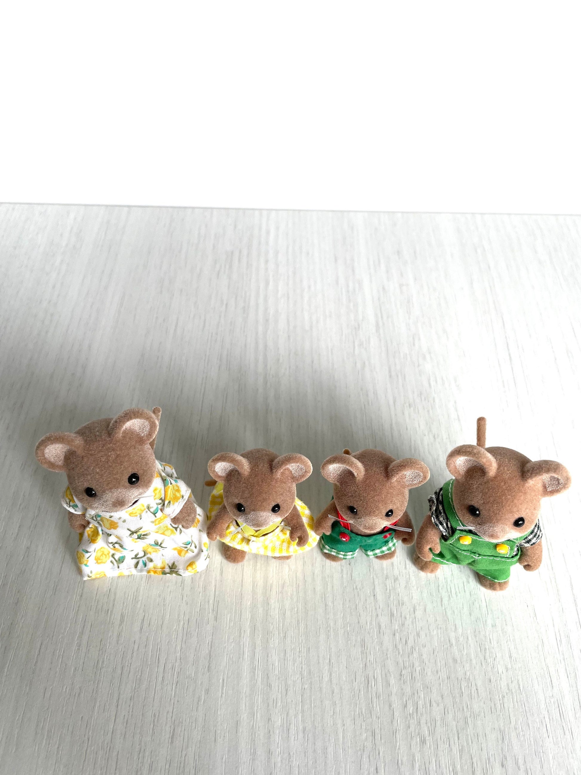 Vintage Sylvanian Families Norwood mouse family full set — Calico Critters UK dark brown mice