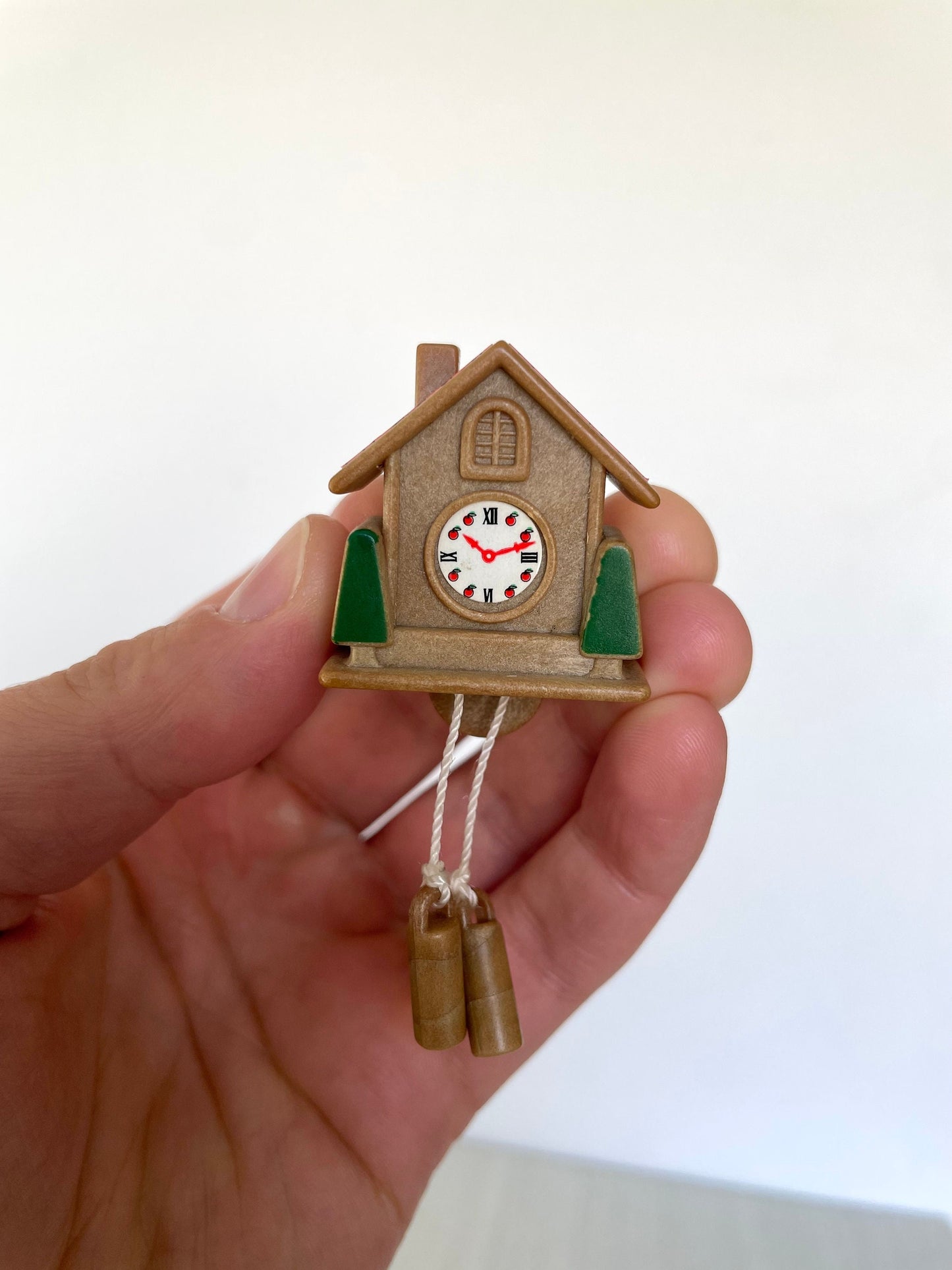 Vintage Sylvanian Families cuckoo clock — Calico Critters collectible accessory
