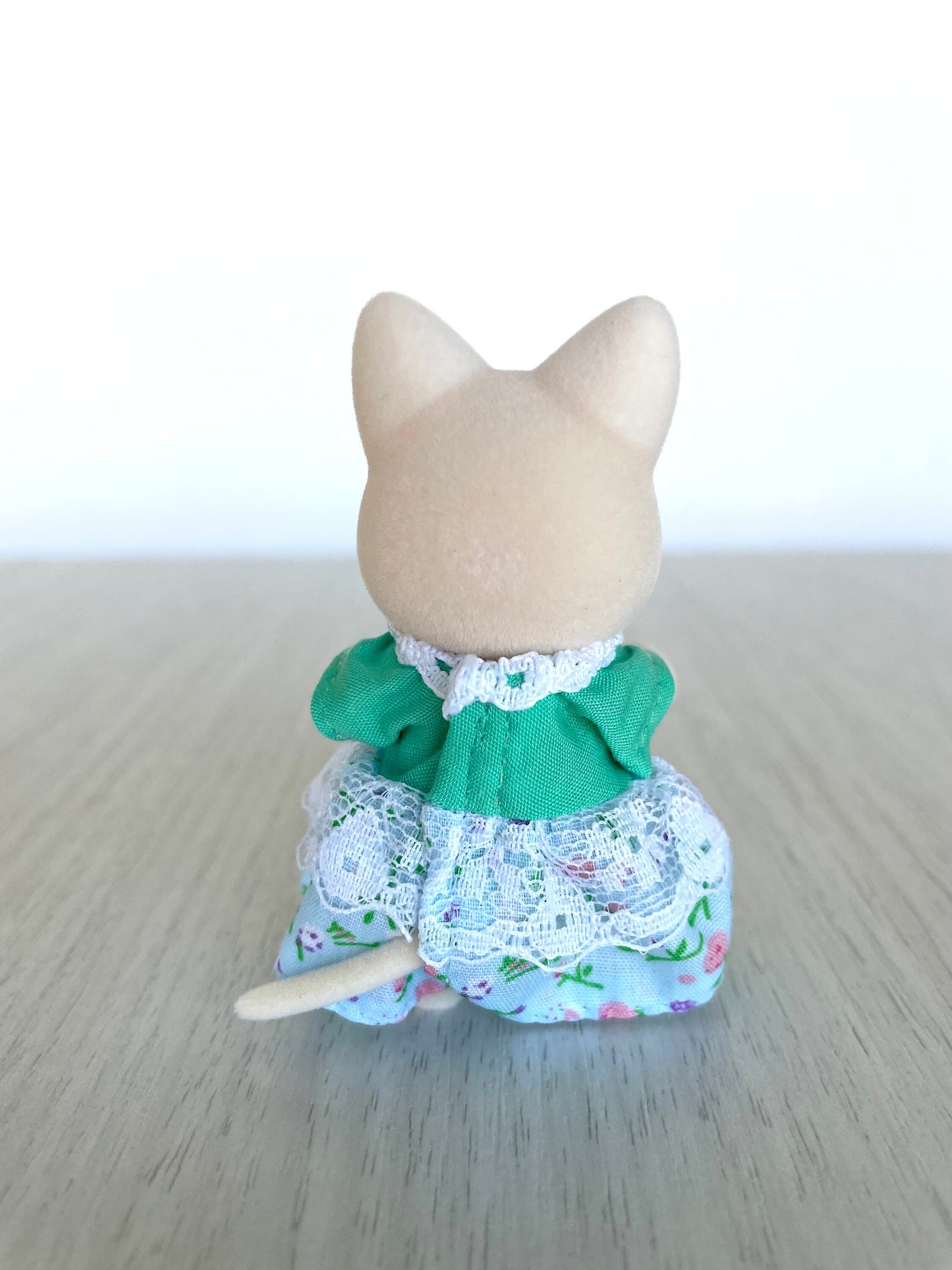 Calico Critters Silk Cat Girl, Floral Dress — Sylvanian Families
