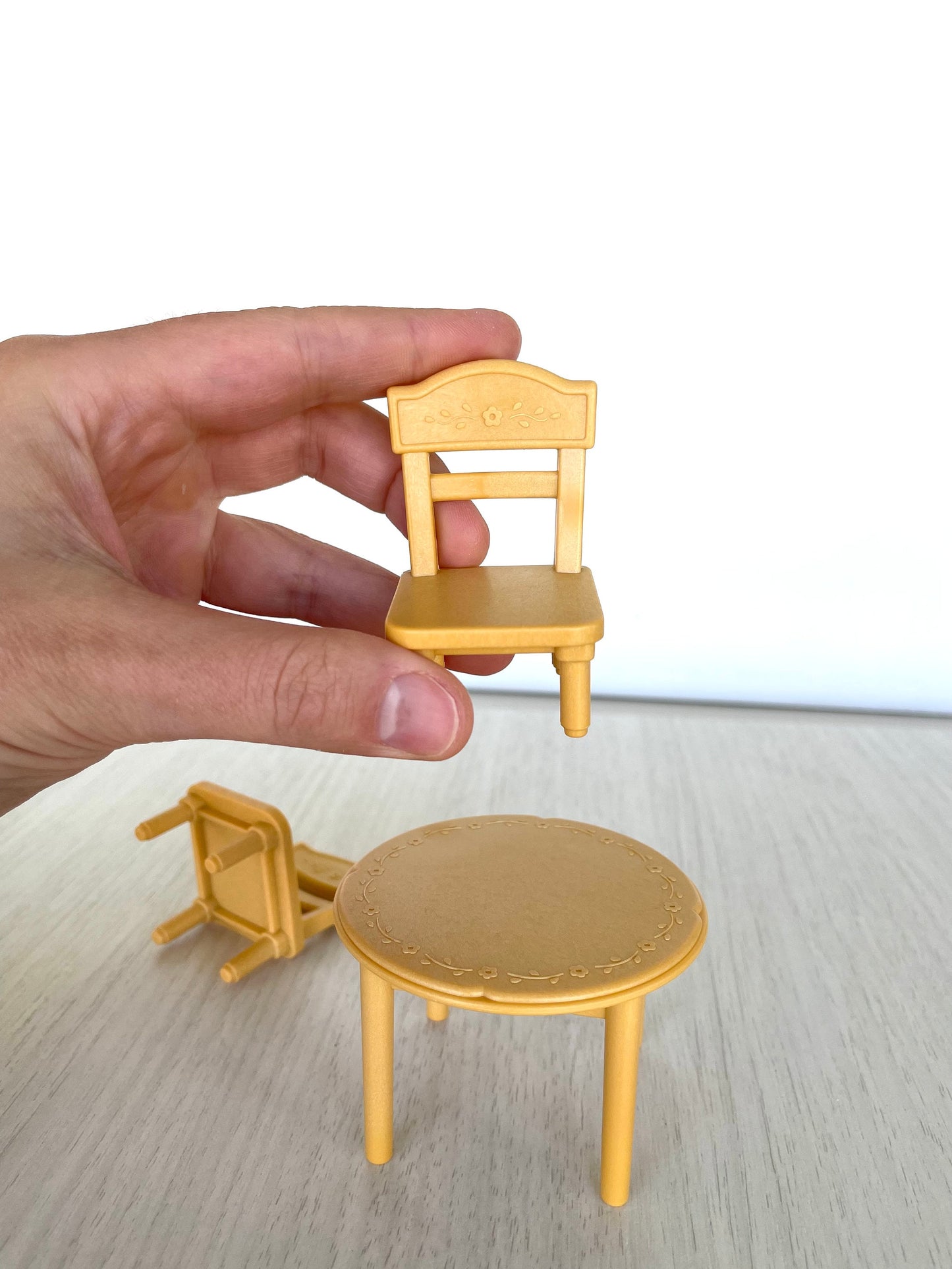 Calico Critters Dining Table and Chairs — Sylvanian Families