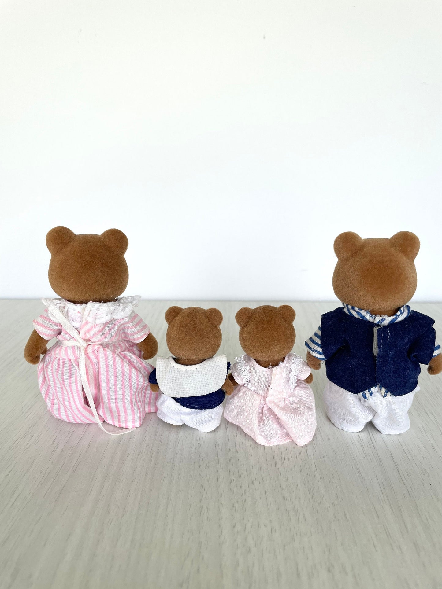Rare discontinued Marmalade Bear family — Sylvanian Families / Calico Critters