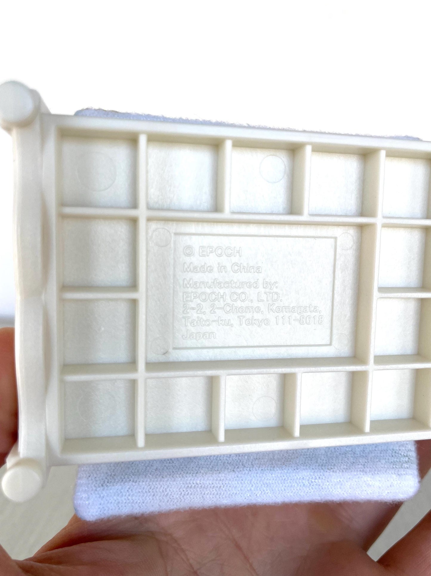 Calico Critters kid bed with blue details, blanket & mattress. Epoch — Sylvanian Families