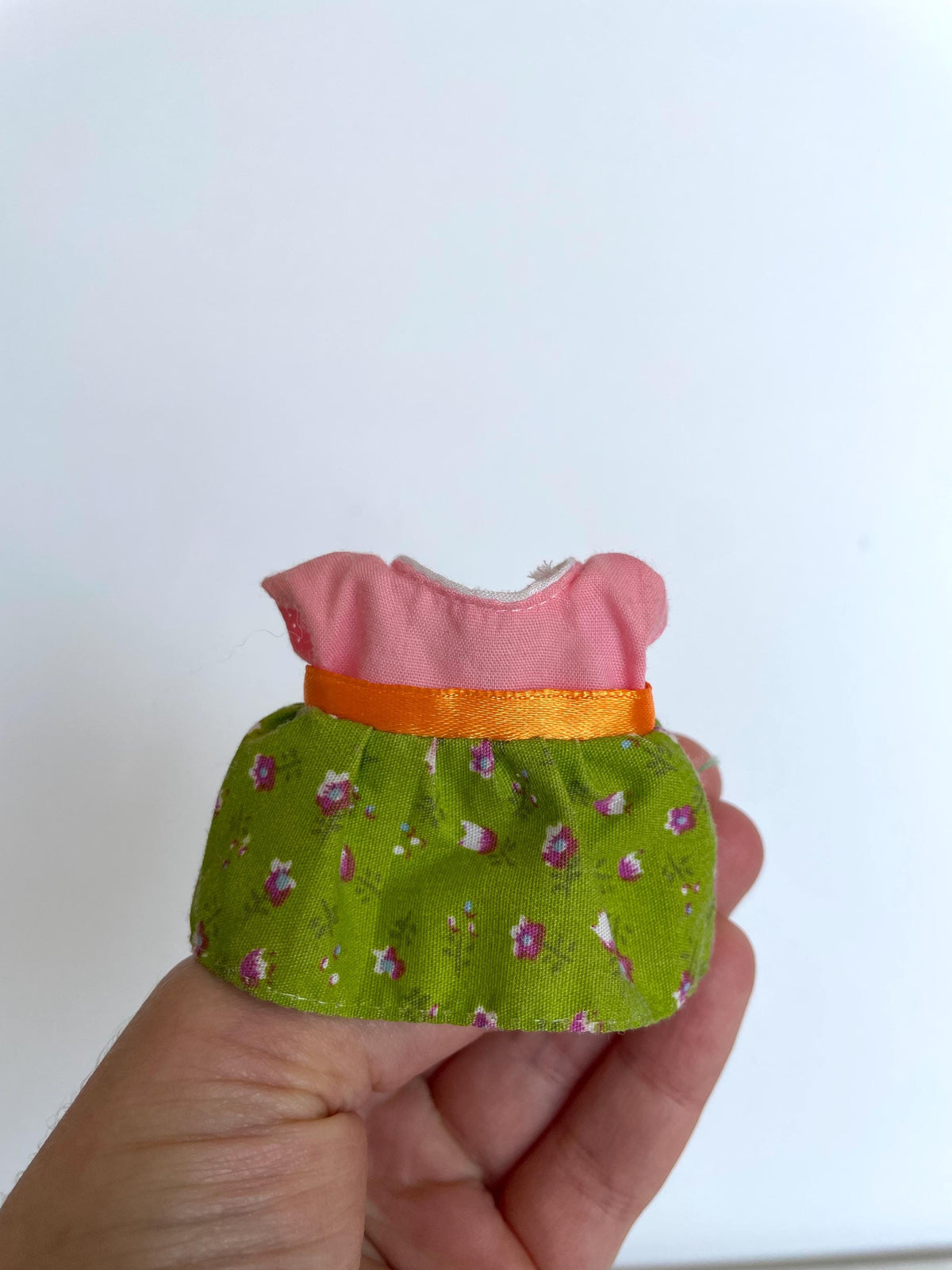 Vintage Calico Critters clothes mom dresses, Sylvanian Families outifts, you choose! Dress for adult female critter figurines, photo 3