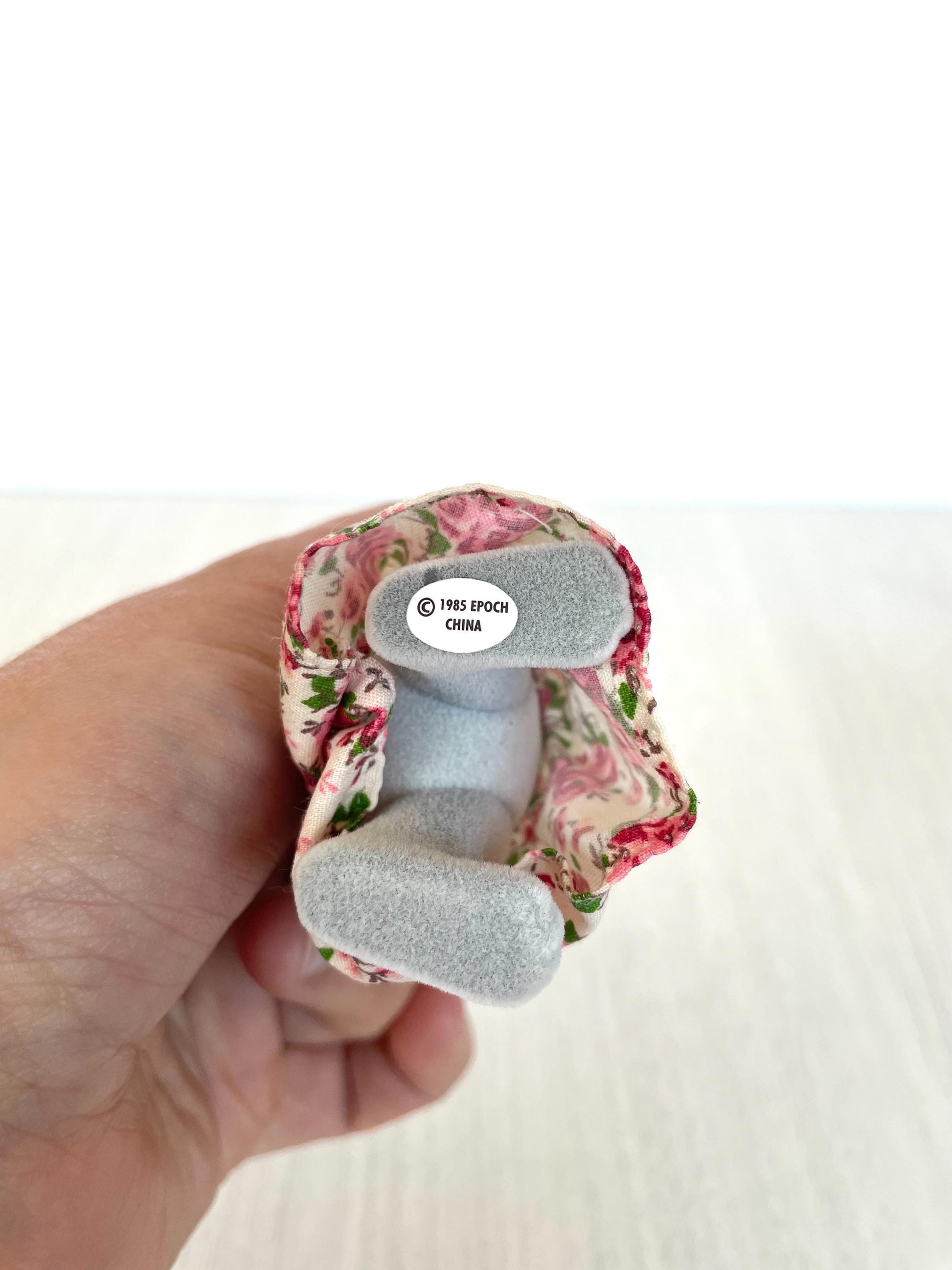 Collectible Babblebrook rabbit mom — Sylvanian Families / Calico Critters