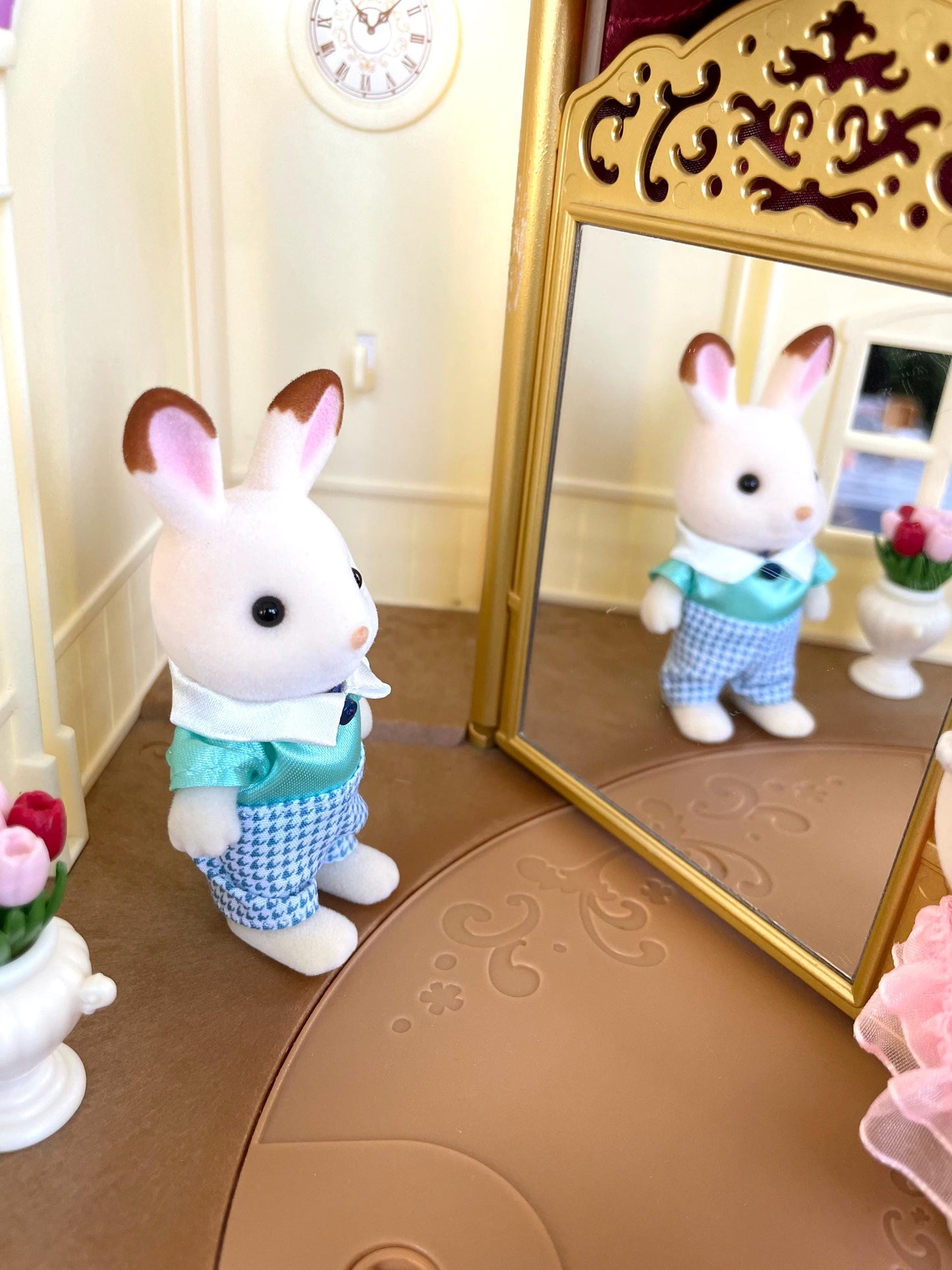 Ballet Theatre customized with Calico Critters accessories and figurines, building — Sylvanian Families