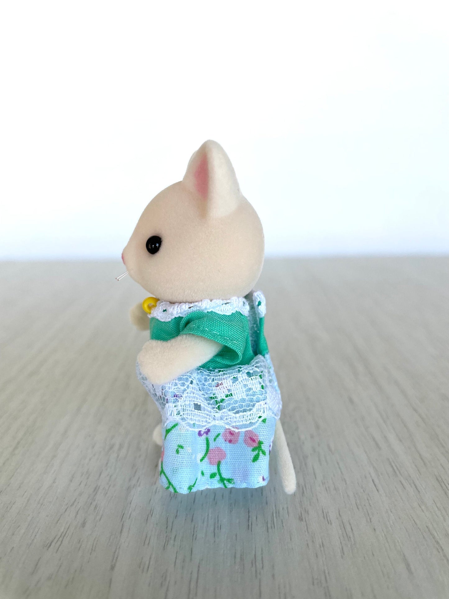 Calico Critters Silk Cat Girl, Floral Dress — Sylvanian Families