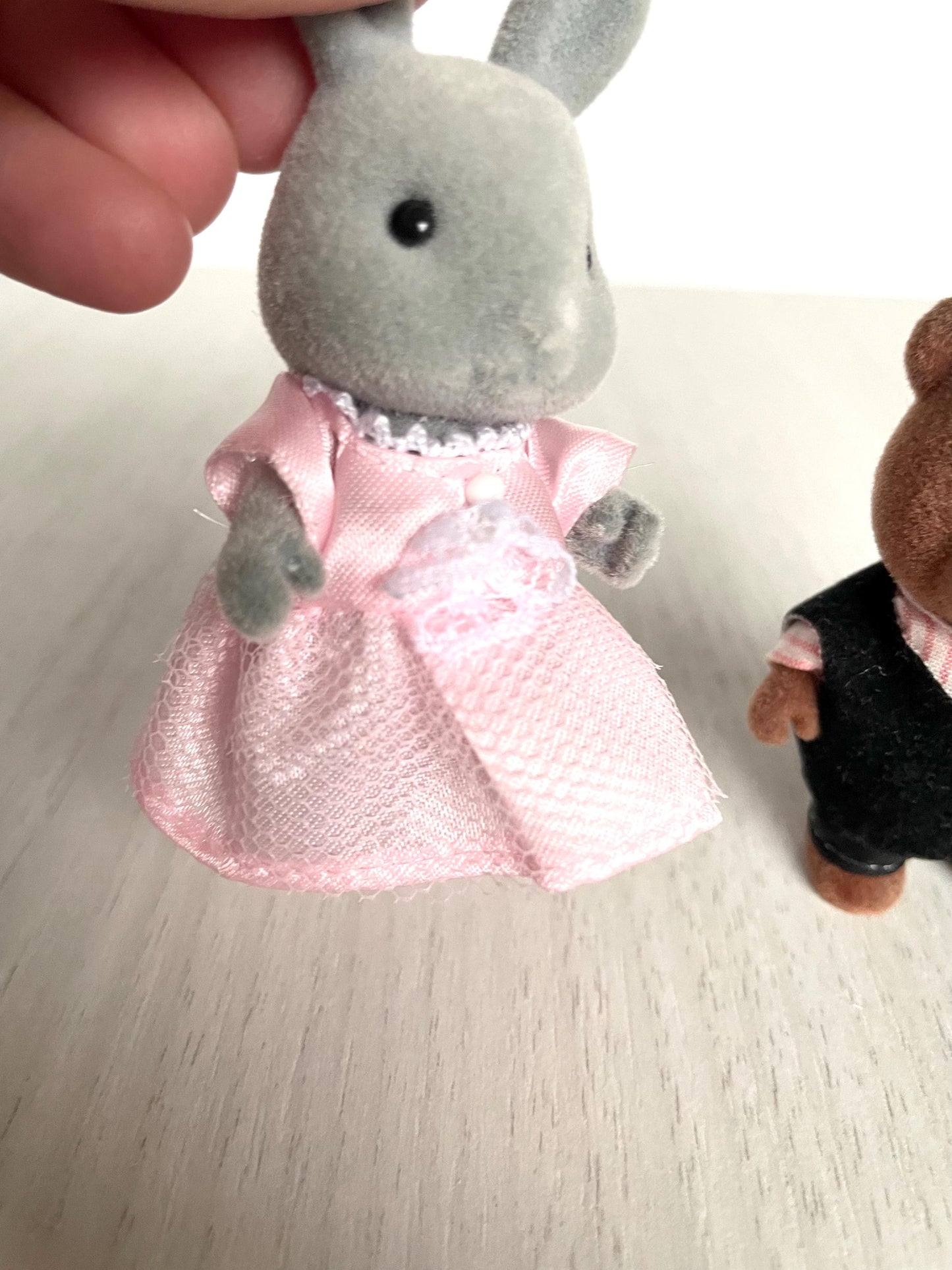 Vintage Sylvanian Families Wedding Figurines, Peter & Pippa Set — Calico Critters