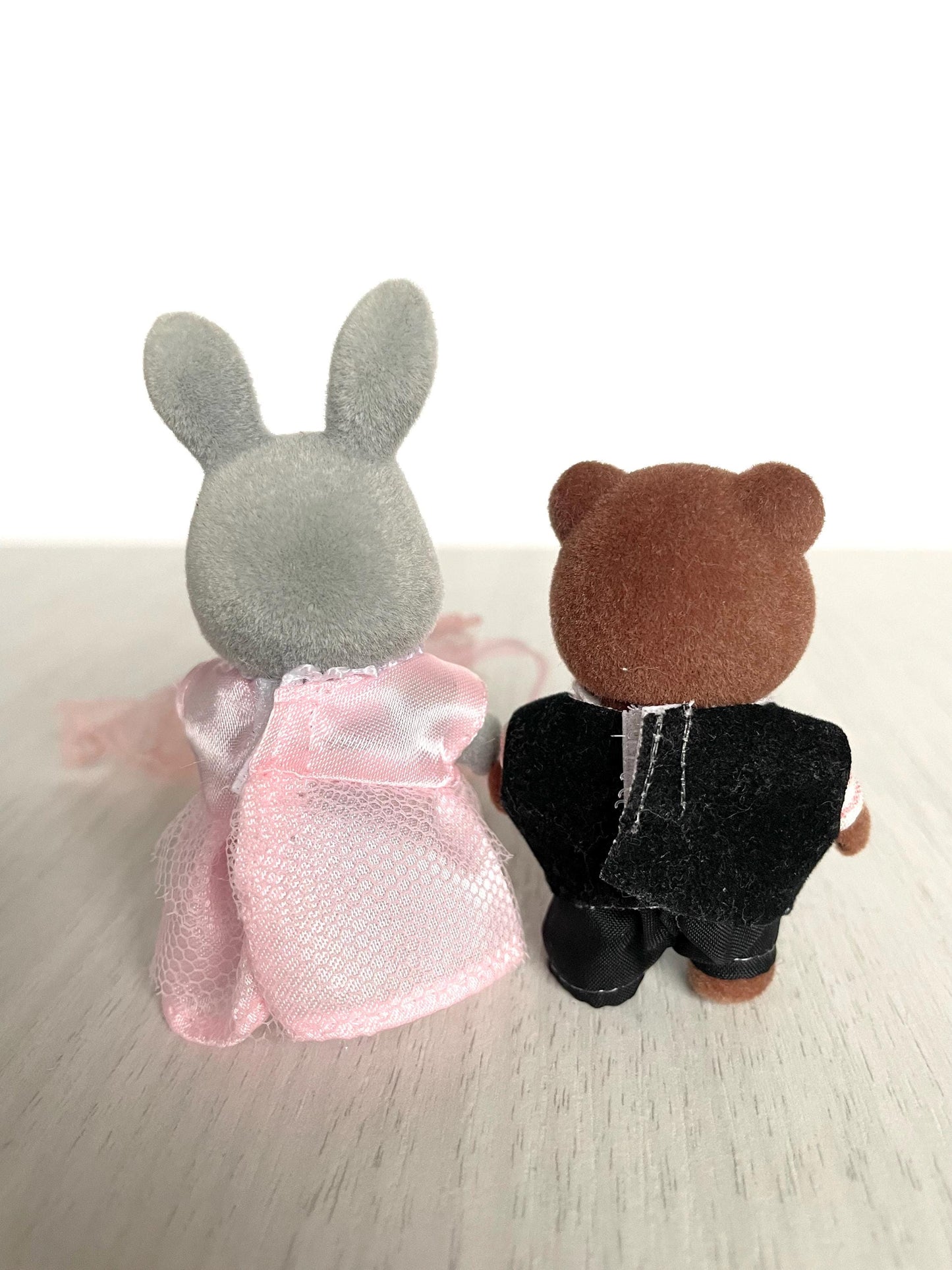 Vintage Sylvanian Families Wedding Figurines, Peter & Pippa Set — Calico Critters
