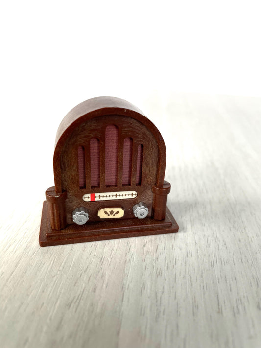 Calico Critters vintage radio, sylvanian families old timey radio