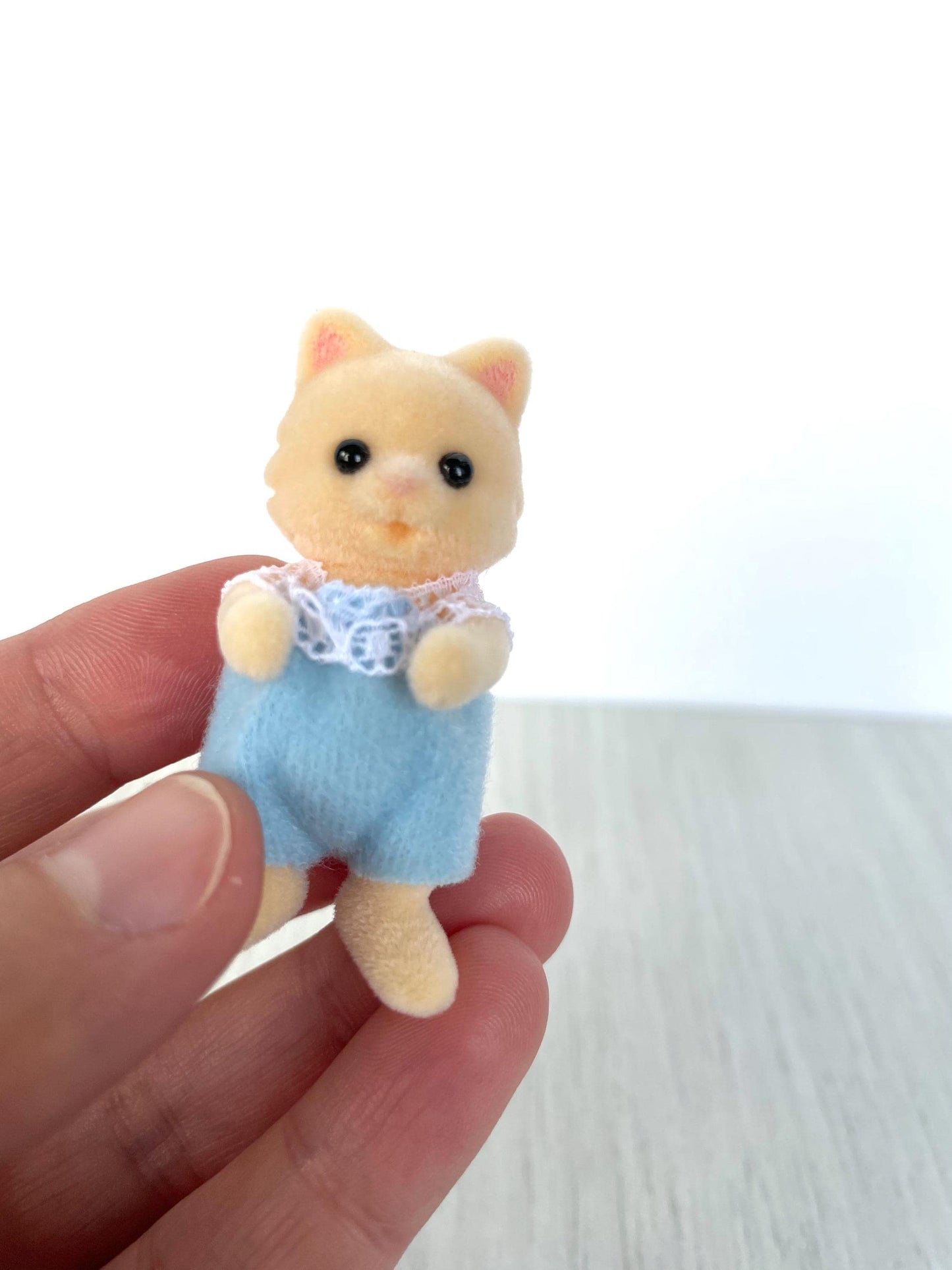 Collectible Chantilly cat baby Jacques — Sylvanian Families / Calico Critters
