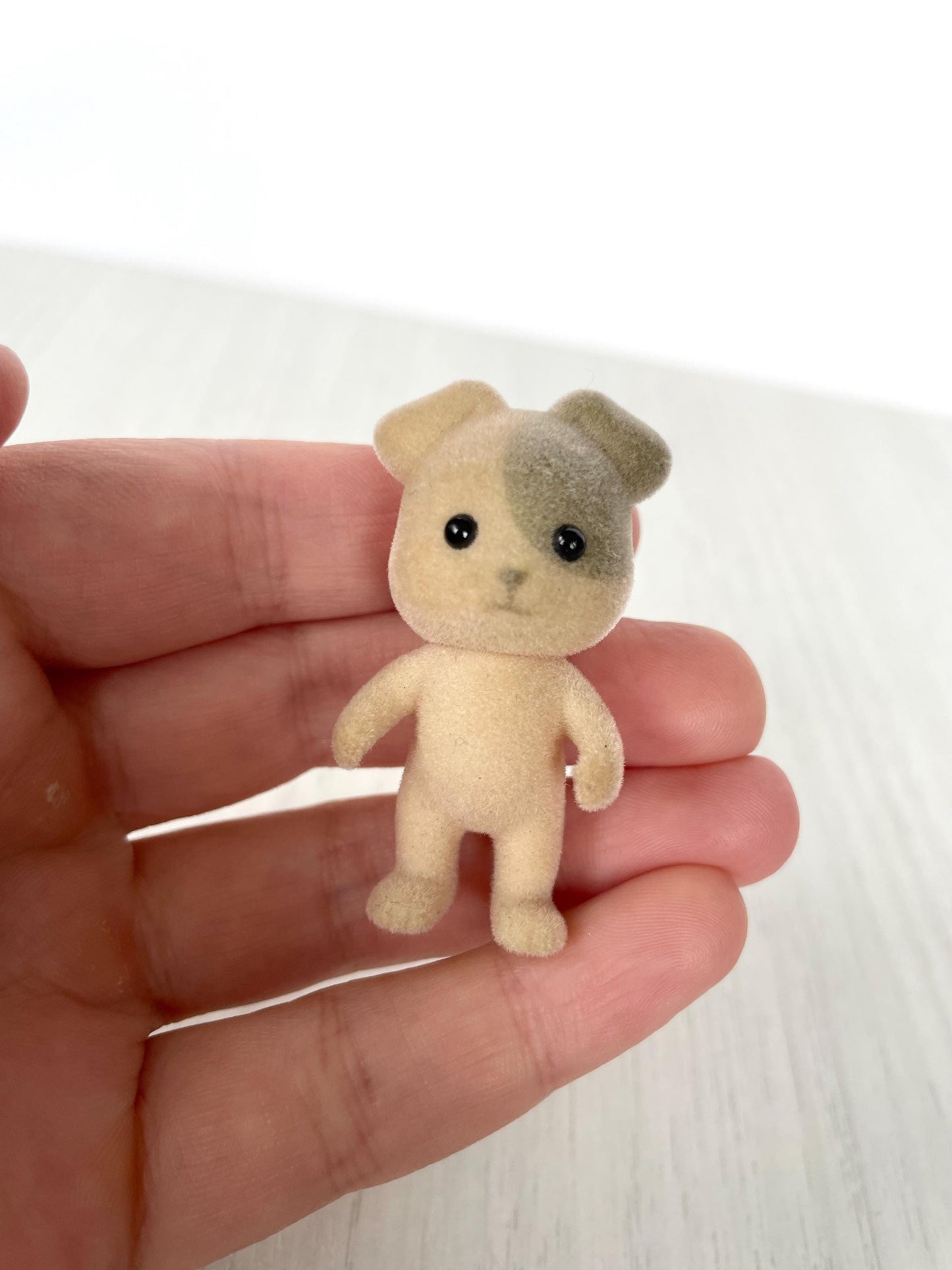 Standing puppy with eye patch — Sylvanian Families / Calico Critters