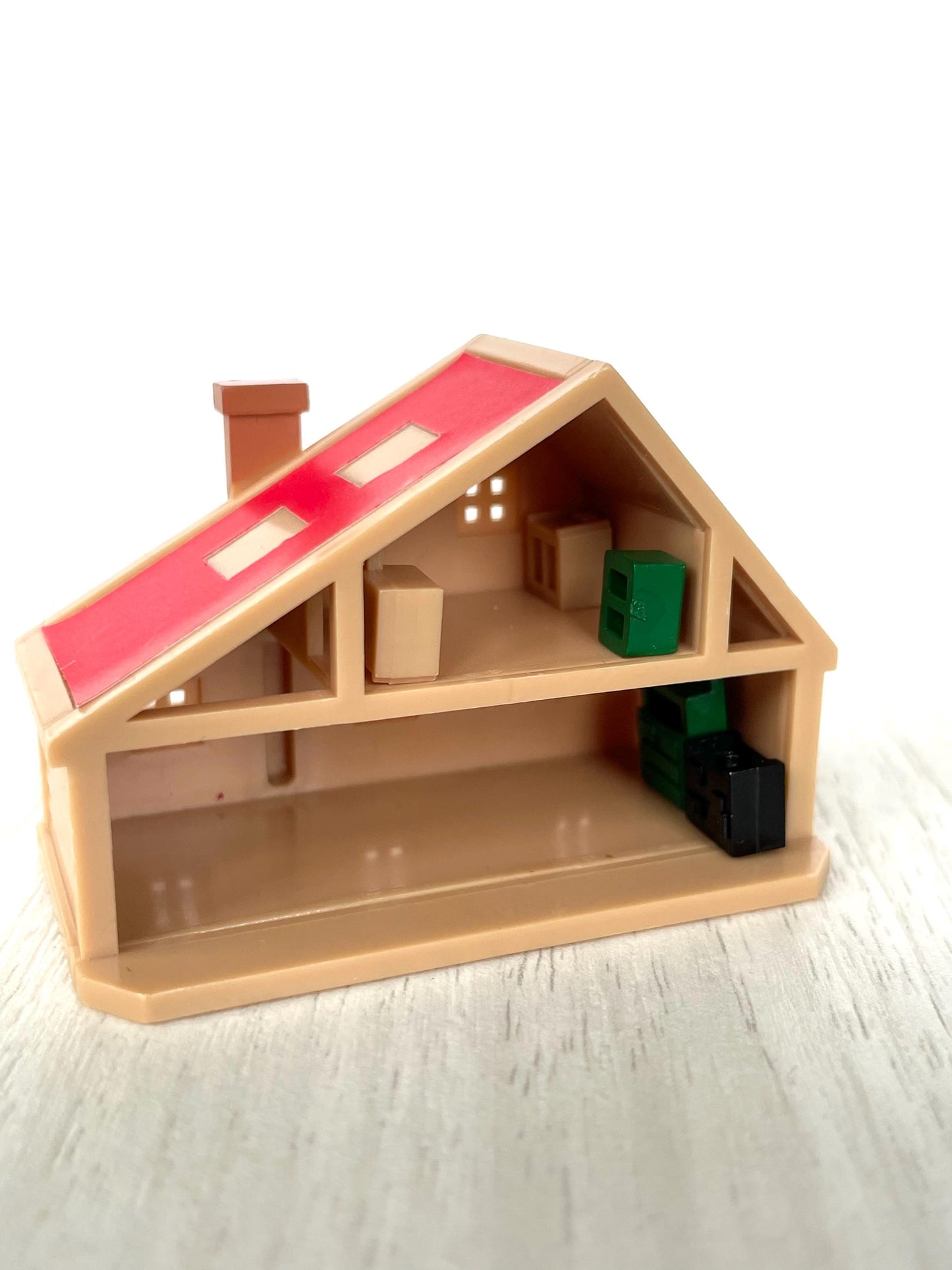 Collectible mini dollhouse — Sylvanian Families / Calico Critters