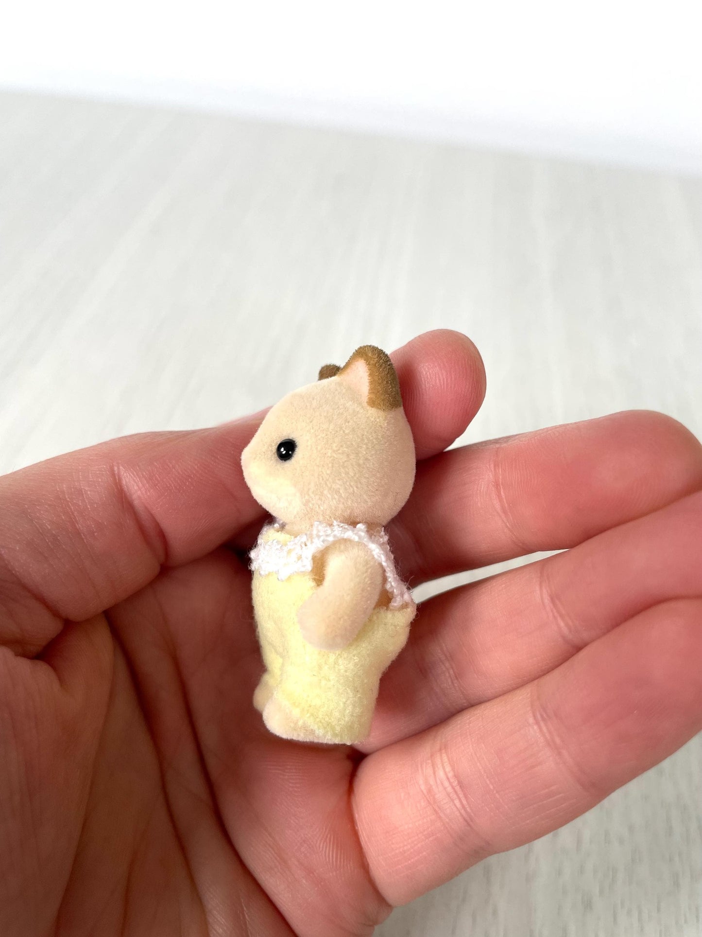 Keats cat baby detail — Sylvanian Families / Calico Critters