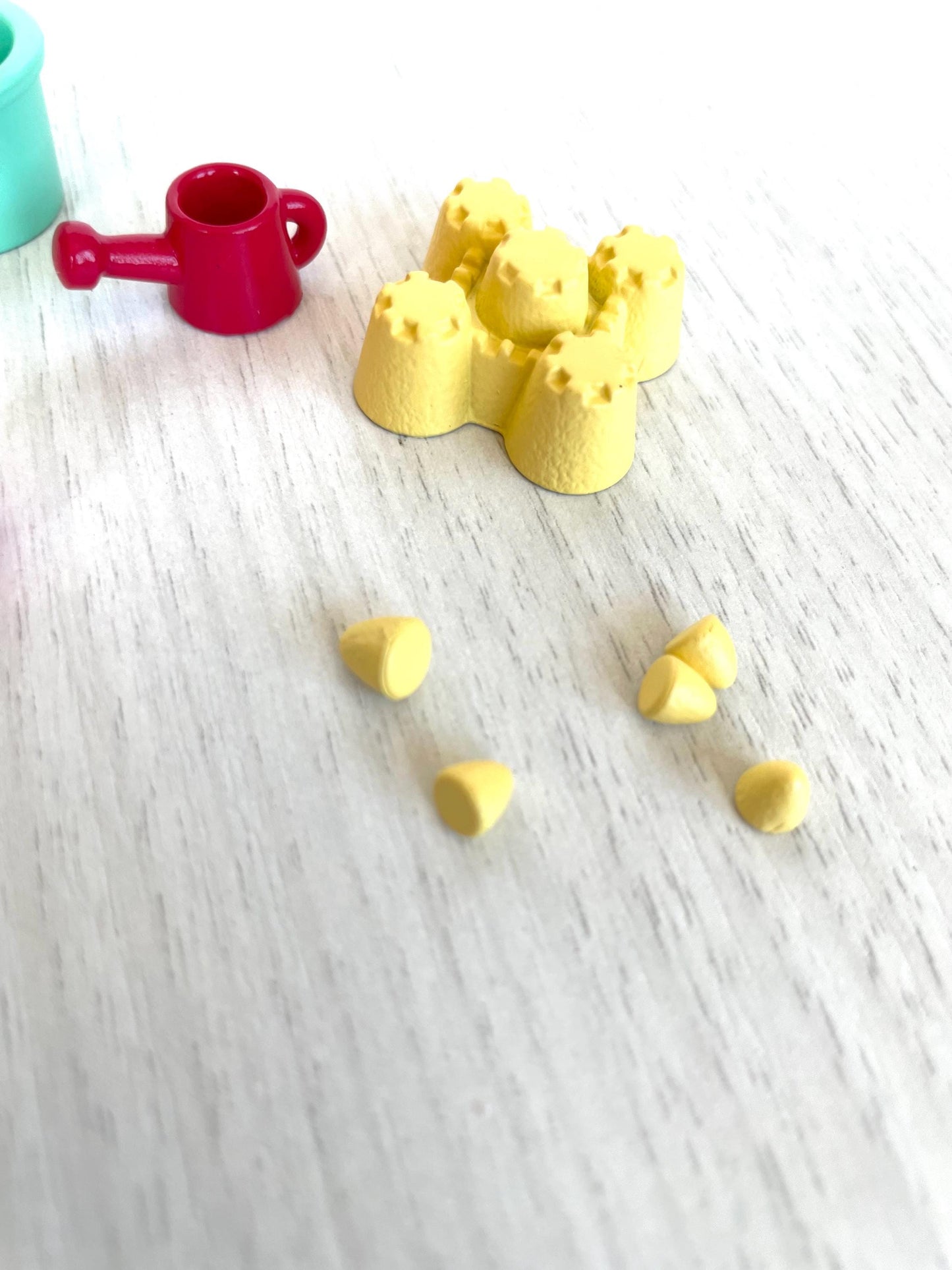Calico Critters baby sand castle and beach spares, baby playground sand castle and swimming pool with slide, shovel — Sylvanian Families
