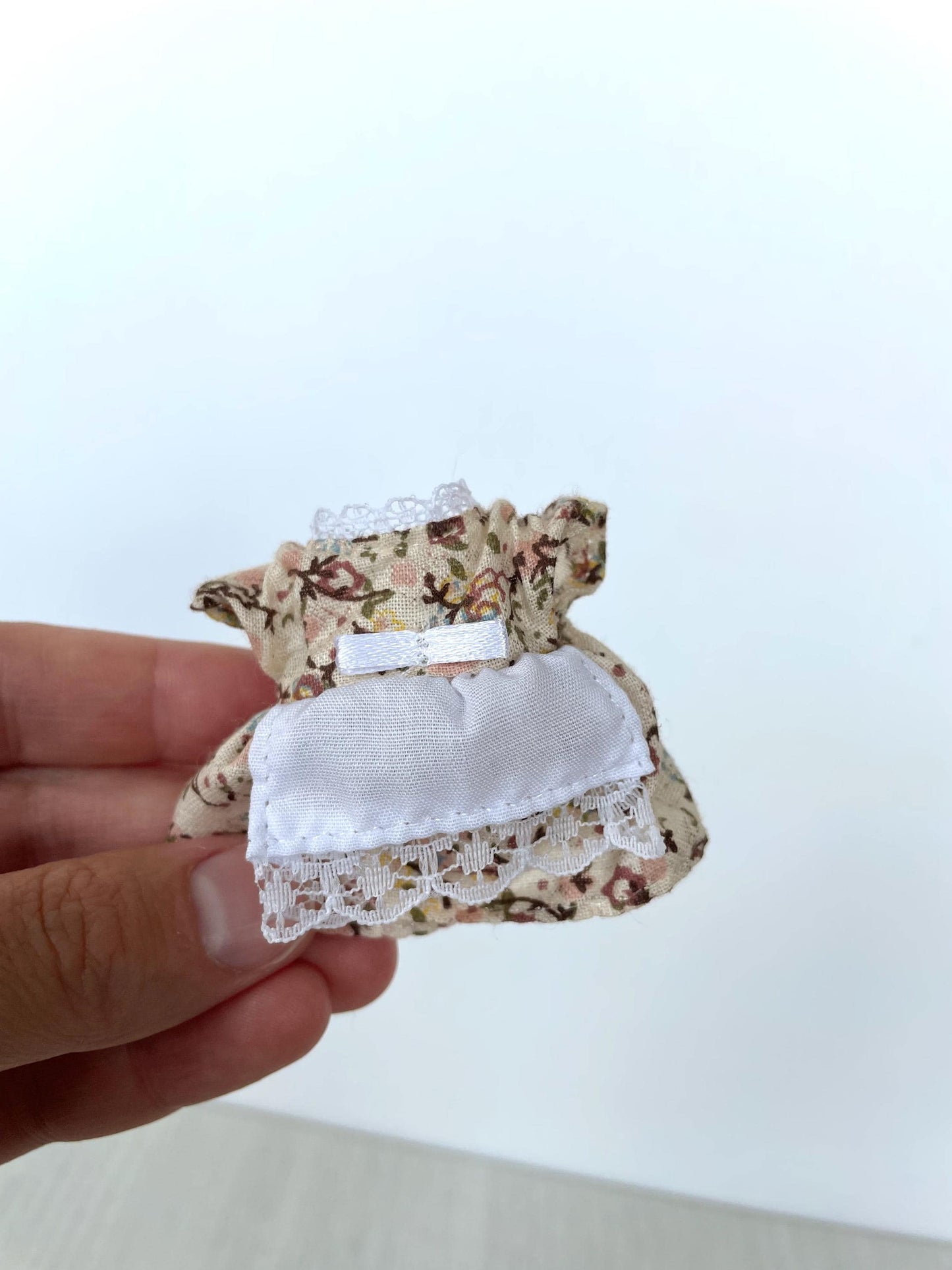 Calico Critters spare clothes mom dresses, Sylvanian Families outifts