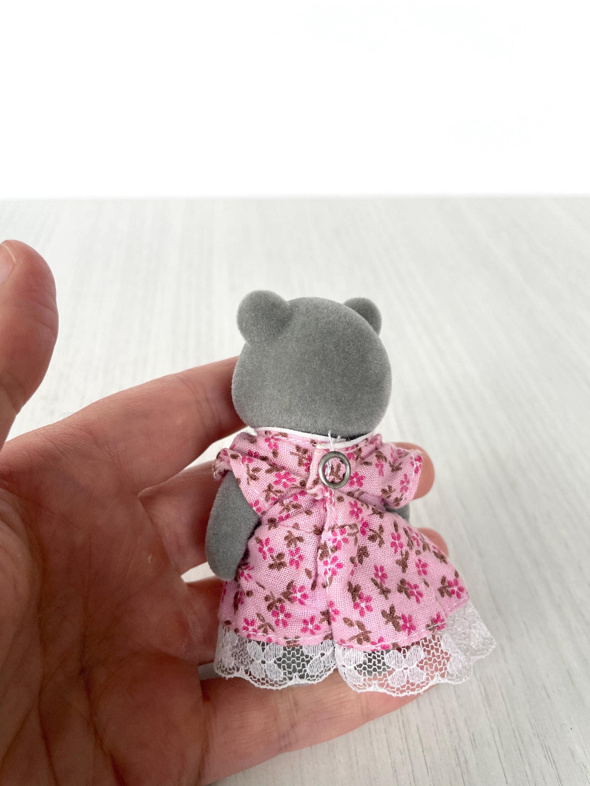 Summer Evergreen bear back — Sylvanian Families / Calico Critters