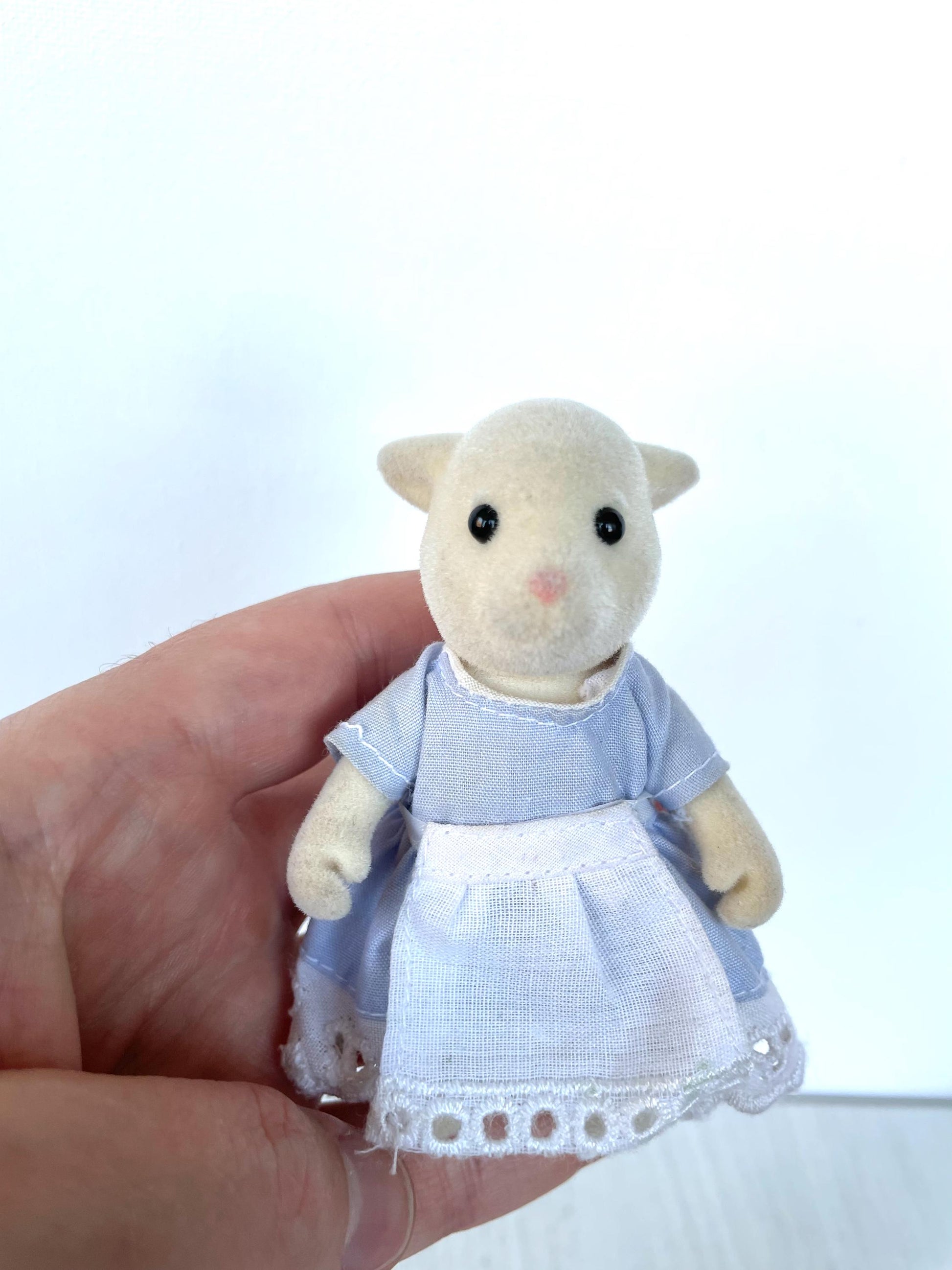 Rare discontinued Nettlefield goat parents — Sylvanian Families / Calico Critters