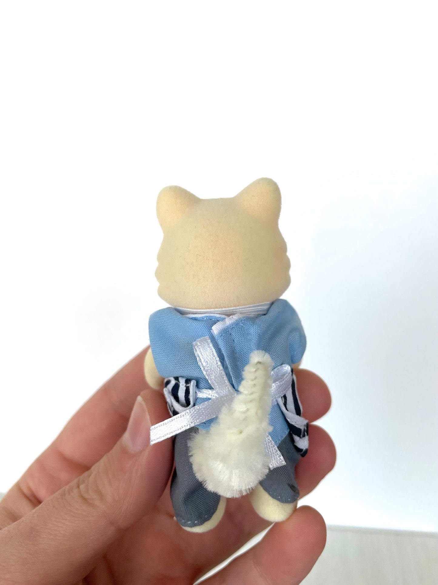 Chantilly cat dad apron — Sylvanian Families / Calico Critters