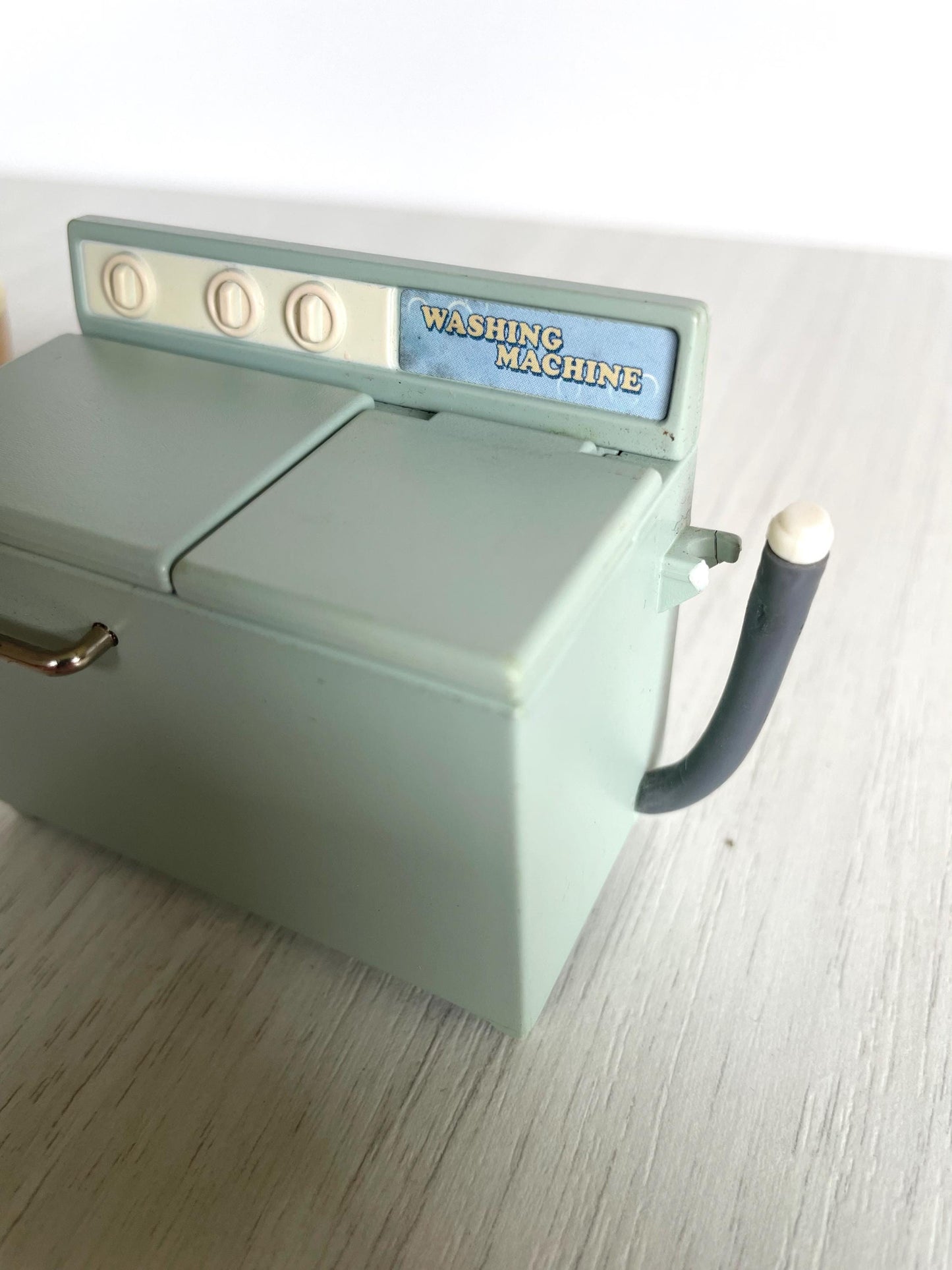 Calico Critters Vintage laundry machine set — Sylvanian Families