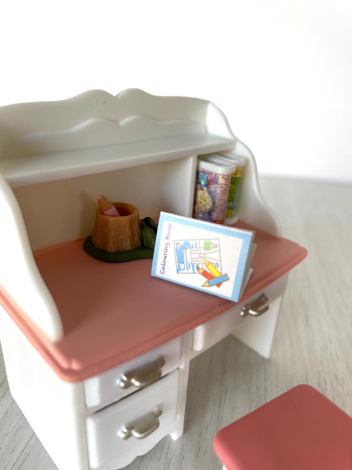 Calico Critters Dollhouse Desk, Sylvanian Families pink and white desk with chair, pencil, books, colouring book, all in new condition, photo 5