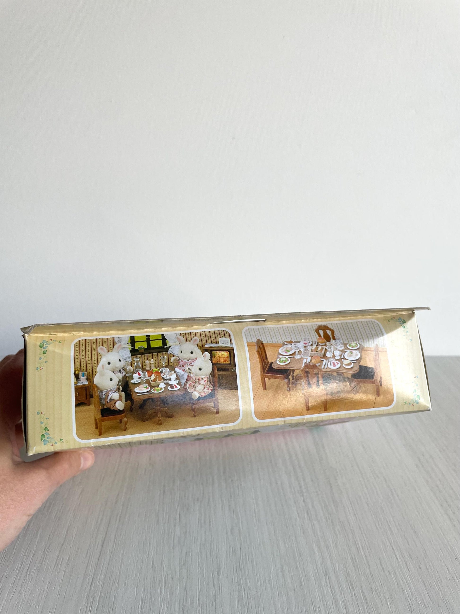 Dinner Party Set dishes and cutlery — vintage Sylvanian Families / Calico Critters