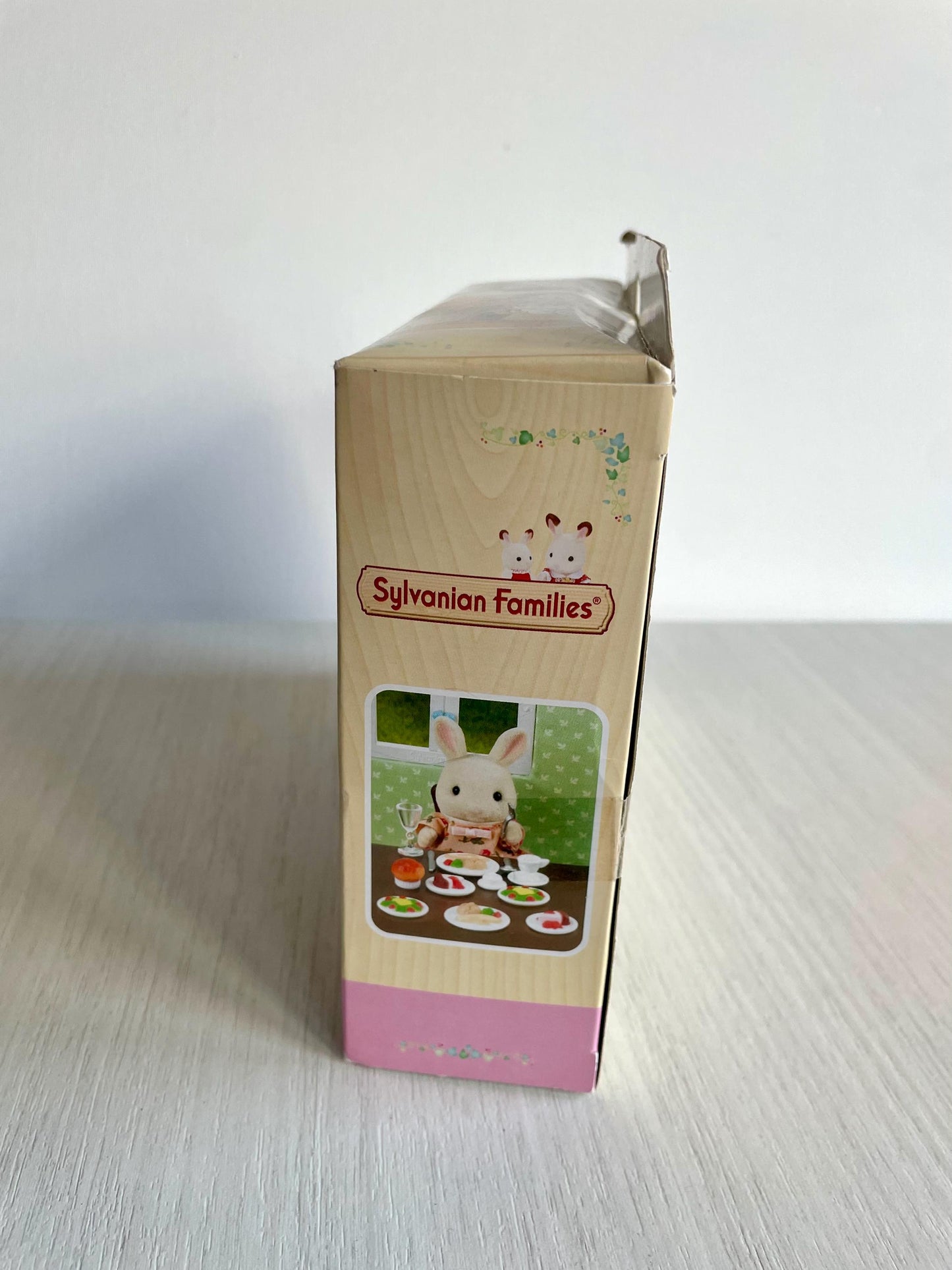 Dinner Party Set box — vintage Sylvanian Families / Calico Critters new in box