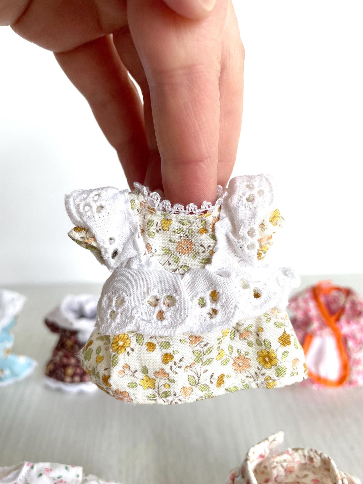 Calico Critters grandma dresses, Sylvanian Families mom outifts