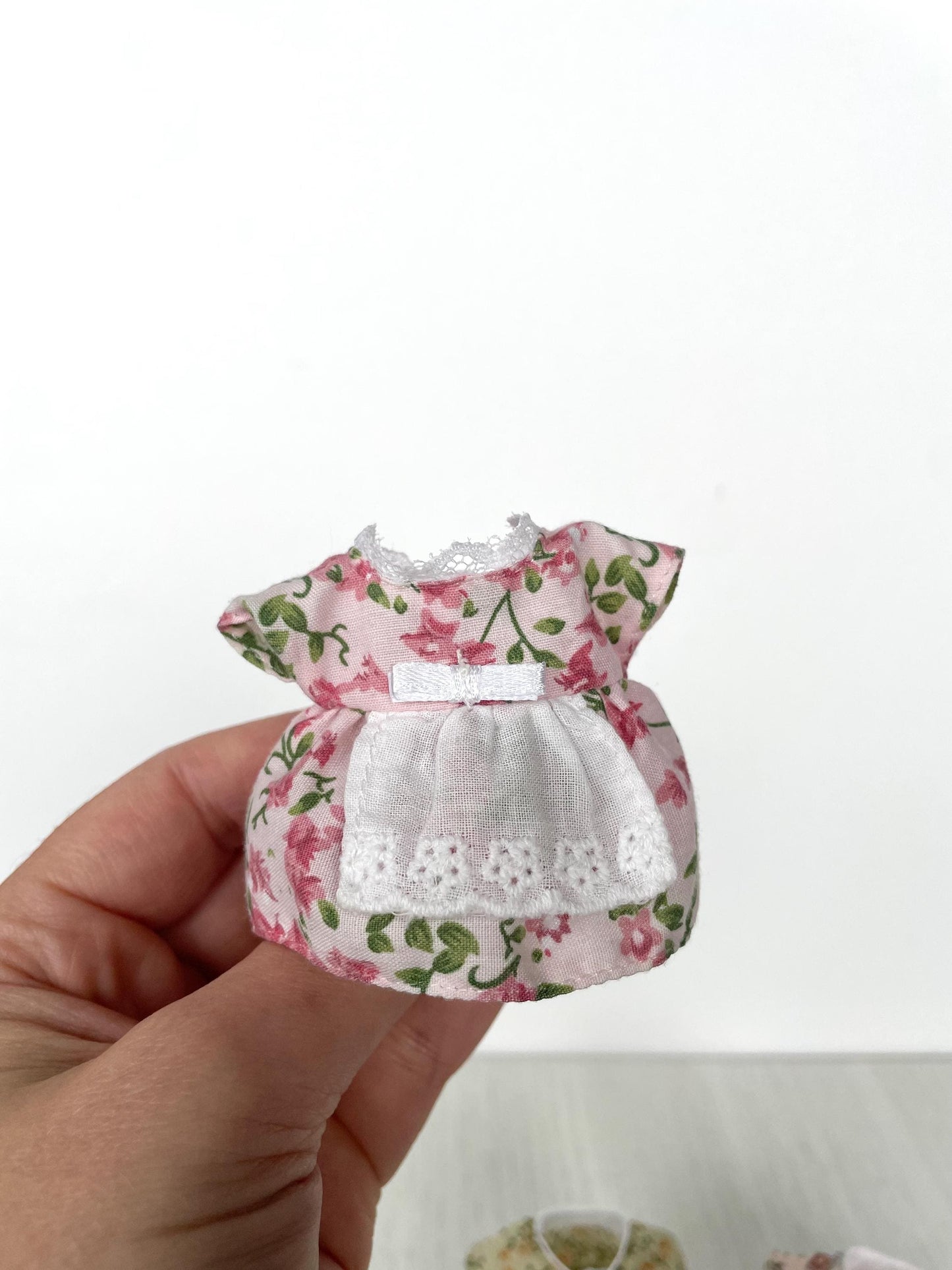 Calico Critters Dress, Sylvanian Families Outfit, Adult Female Figurine Clothes