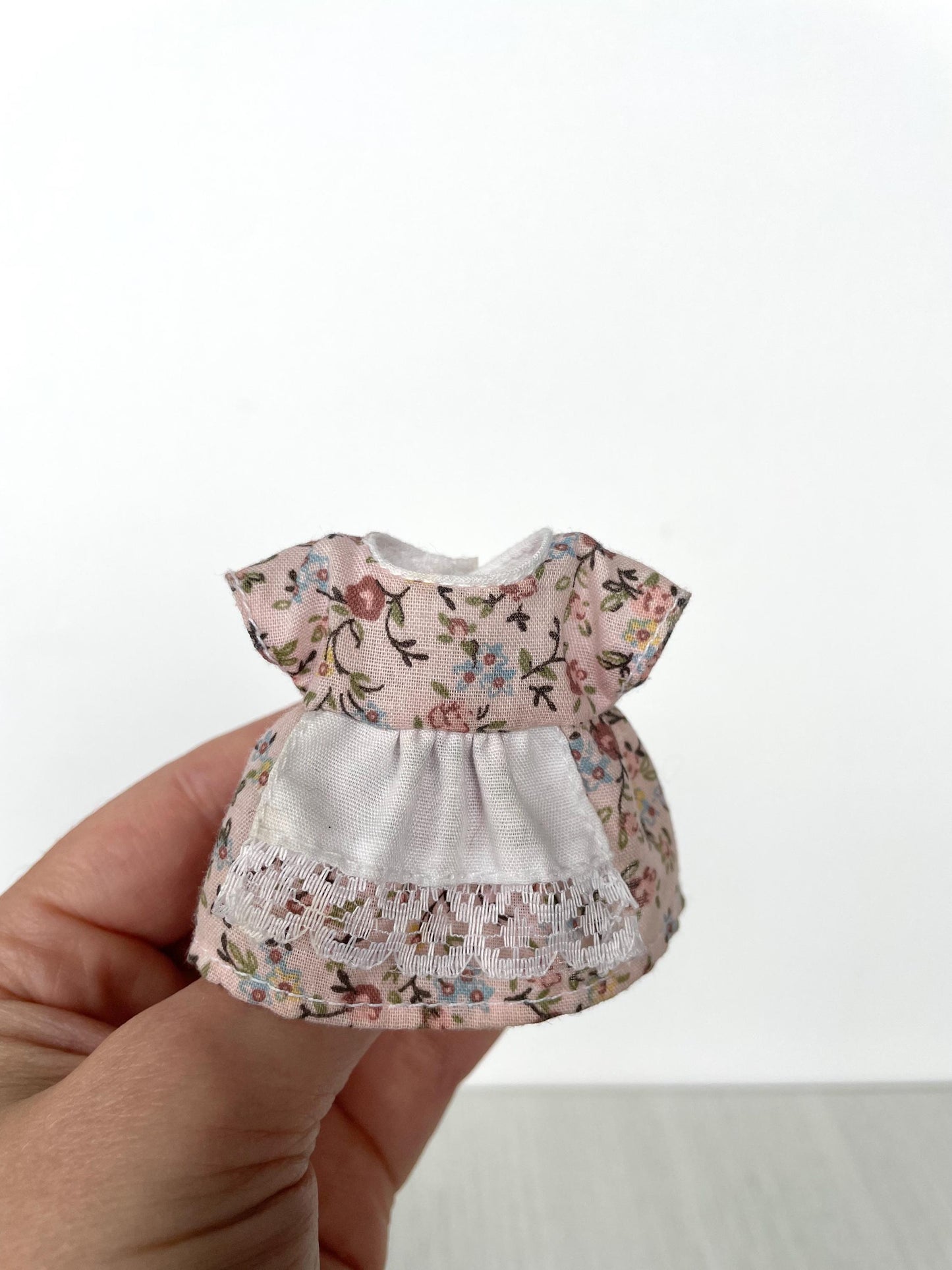 Calico Critters Dress, Sylvanian Families Outfit, Adult Female Figurine Clothes