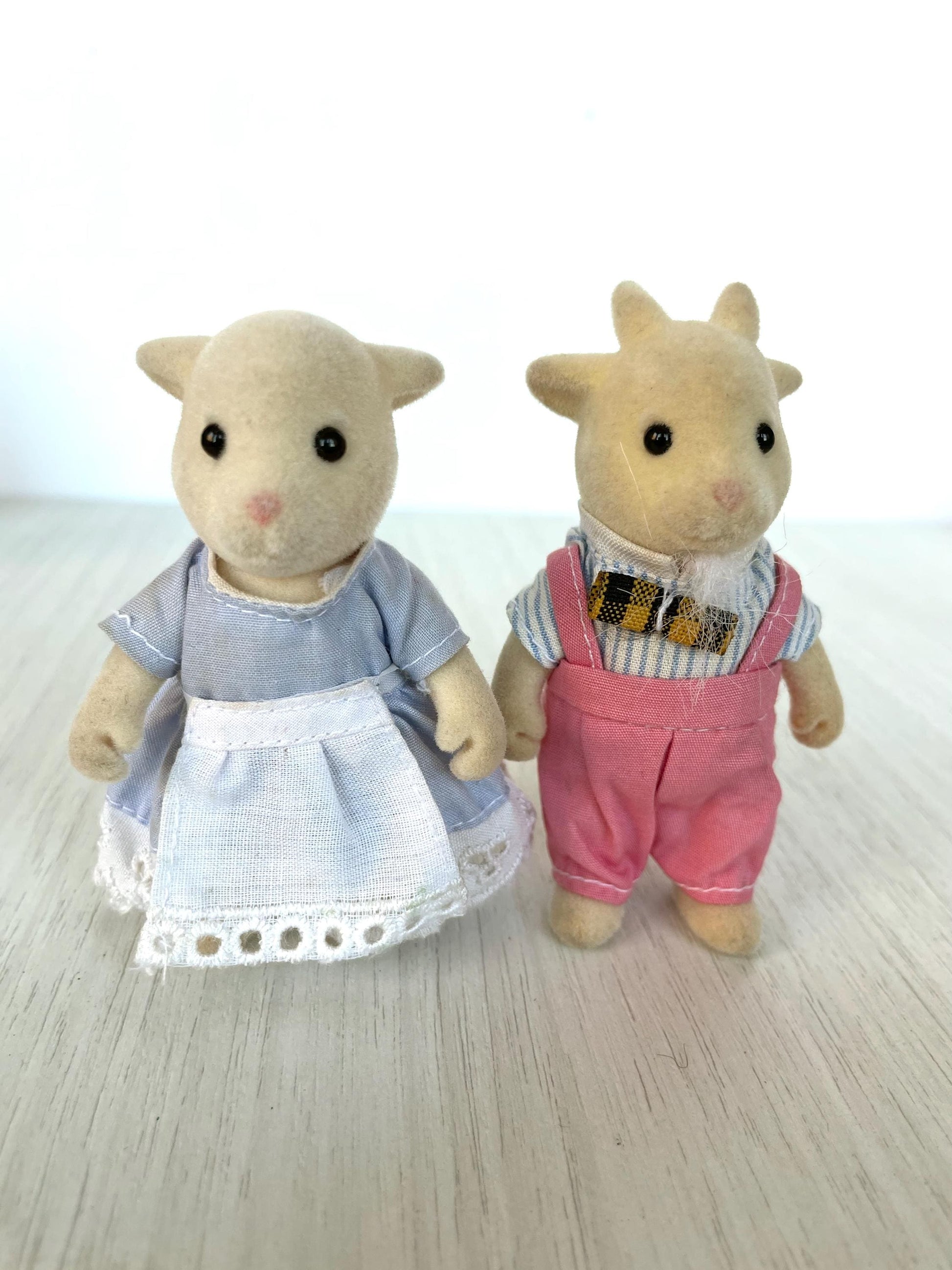 Nettlefield goat figurines in original clothes — vintage Sylvanian Families / Calico Critters