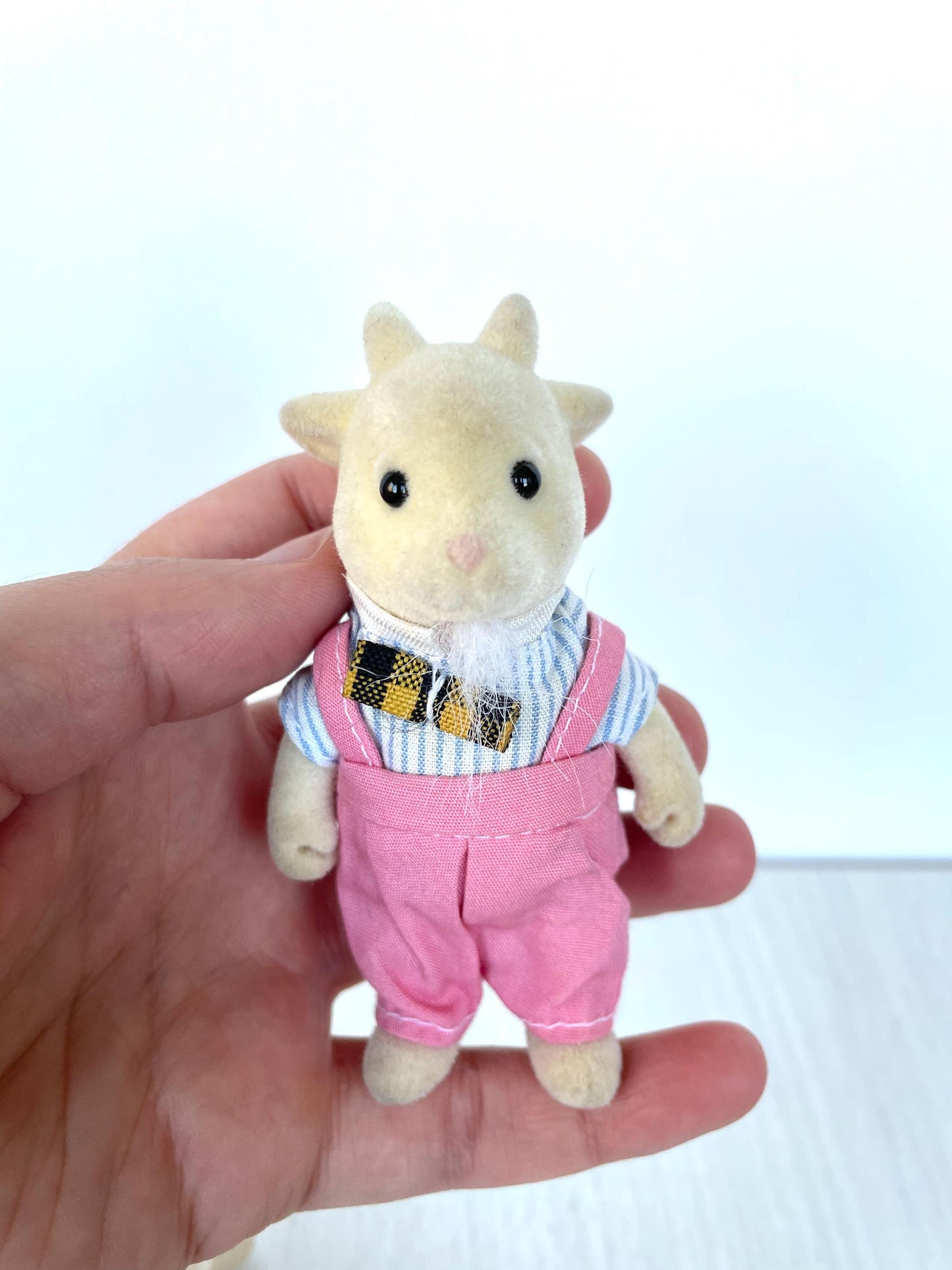 Discontinued goat parents — vintage Sylvanian Families / Calico Critters