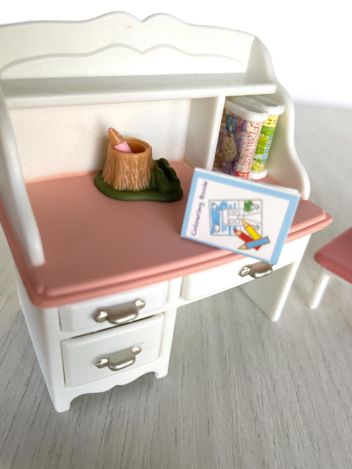 Calico Critters Dollhouse Desk, Sylvanian Families pink and white desk with chair, pencil, books, colouring book, all in new condition, photo 6