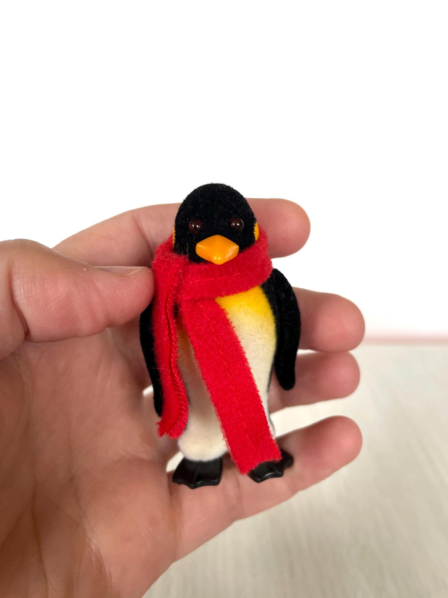 Vintage De Burg Penguin Family group — Sylvanian Families / Calico Critters