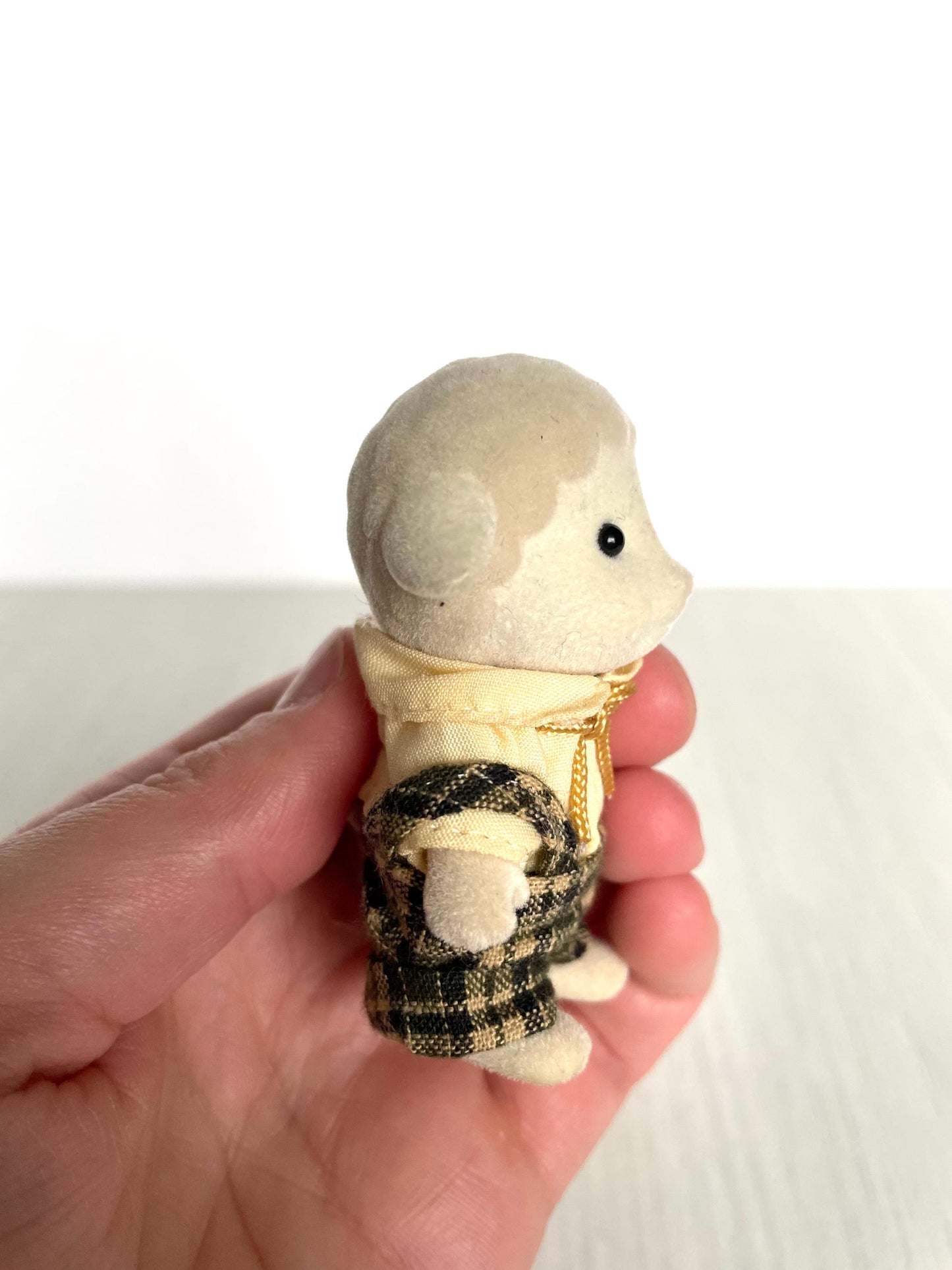 Calico Critters Vintage Dale Sheep brother with gripping hands — Sylvanian Families