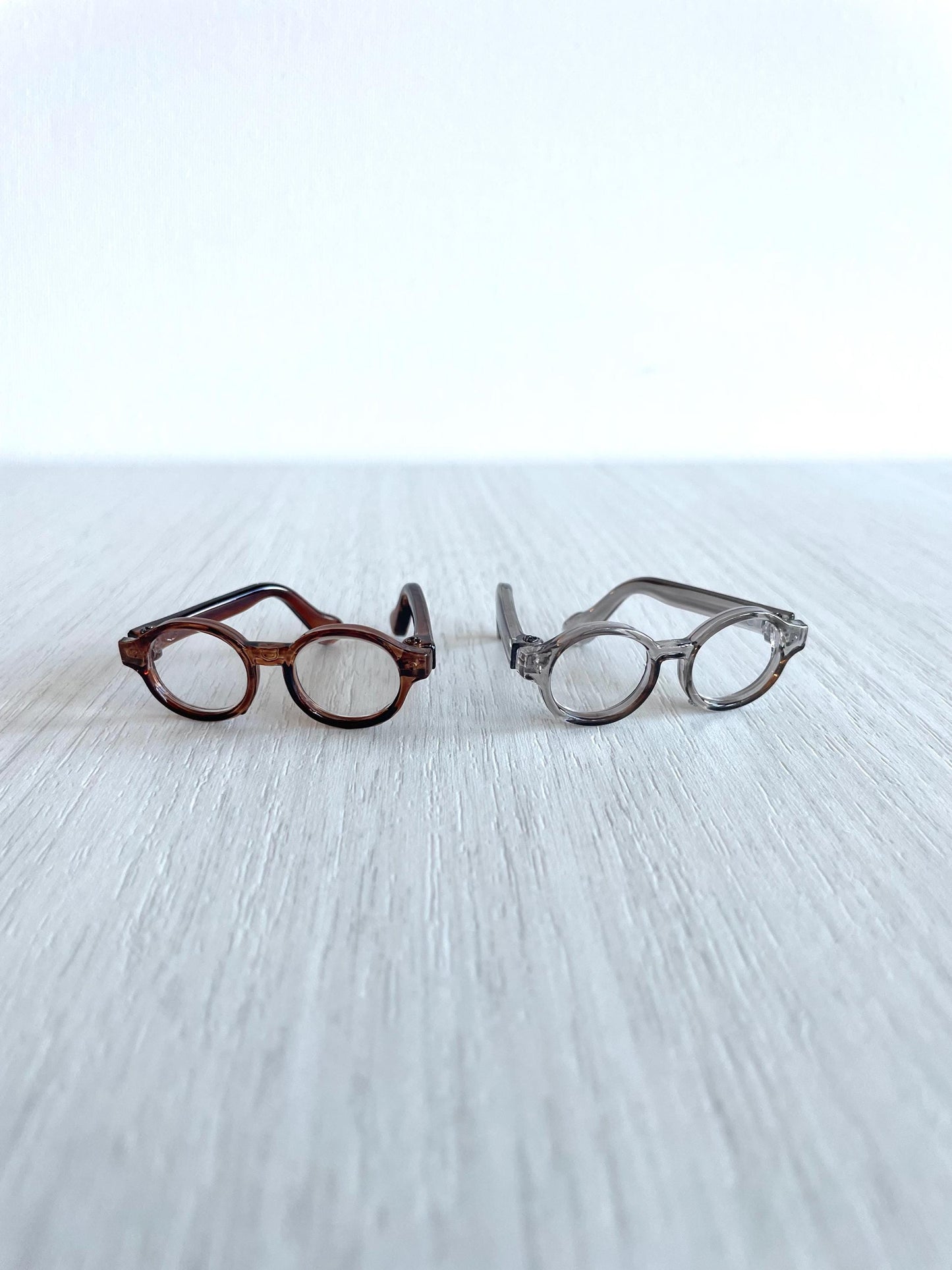 Miniature glasses, cute little doll glasses for Calico Critters, sonny angels, or other dolls — Sylvanian Families