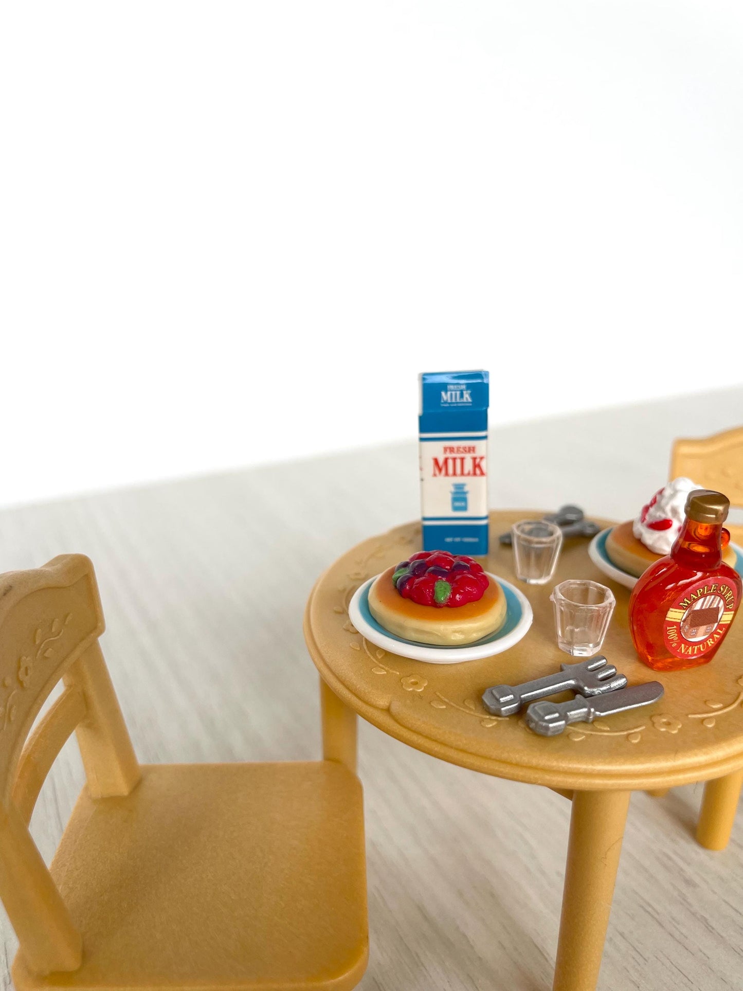 Breakfast food accessories — Sylvanian Families / Calico Critters