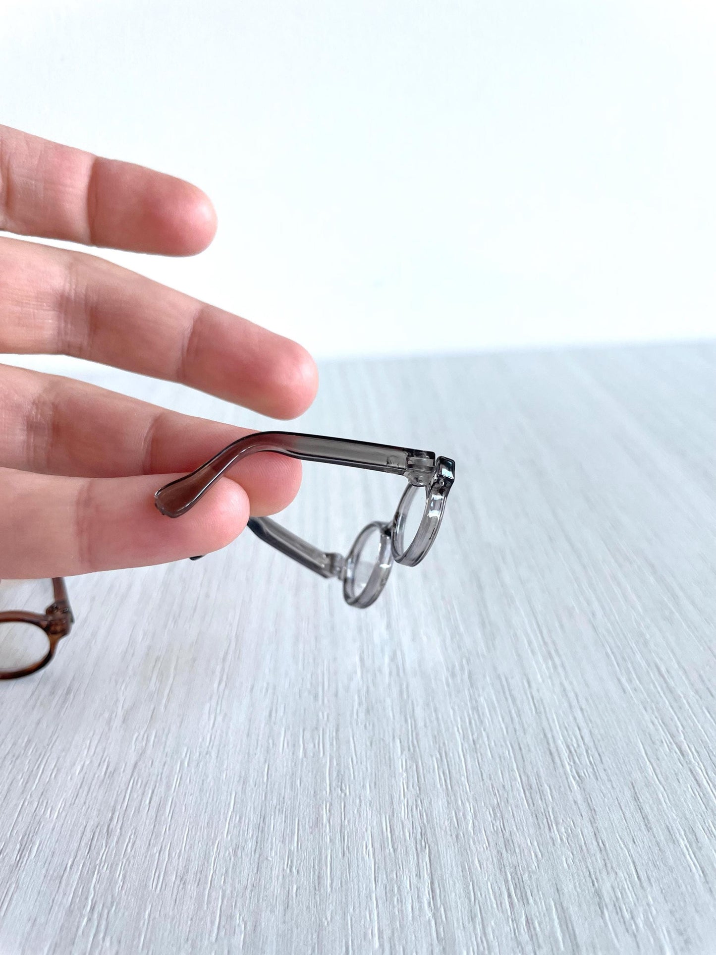 Miniature glasses, cute little doll glasses for Calico Critters, sonny angels, or other dolls — Sylvanian Families