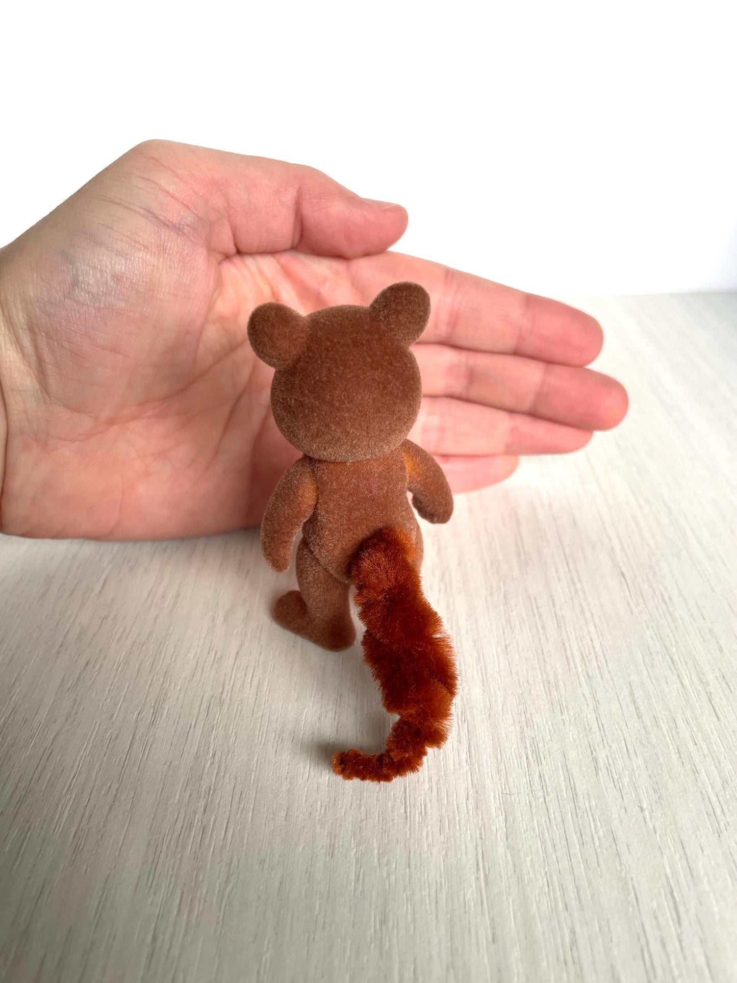 Rare Sylvanian Families Oakwood Squirrel Dad adult, vintage — Calico Critters