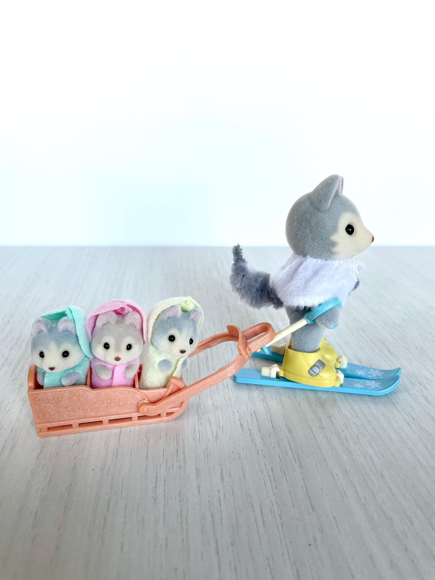 Sylvanian Families winter husky set with vintage skis and baby huskies in sled — Calico Critters