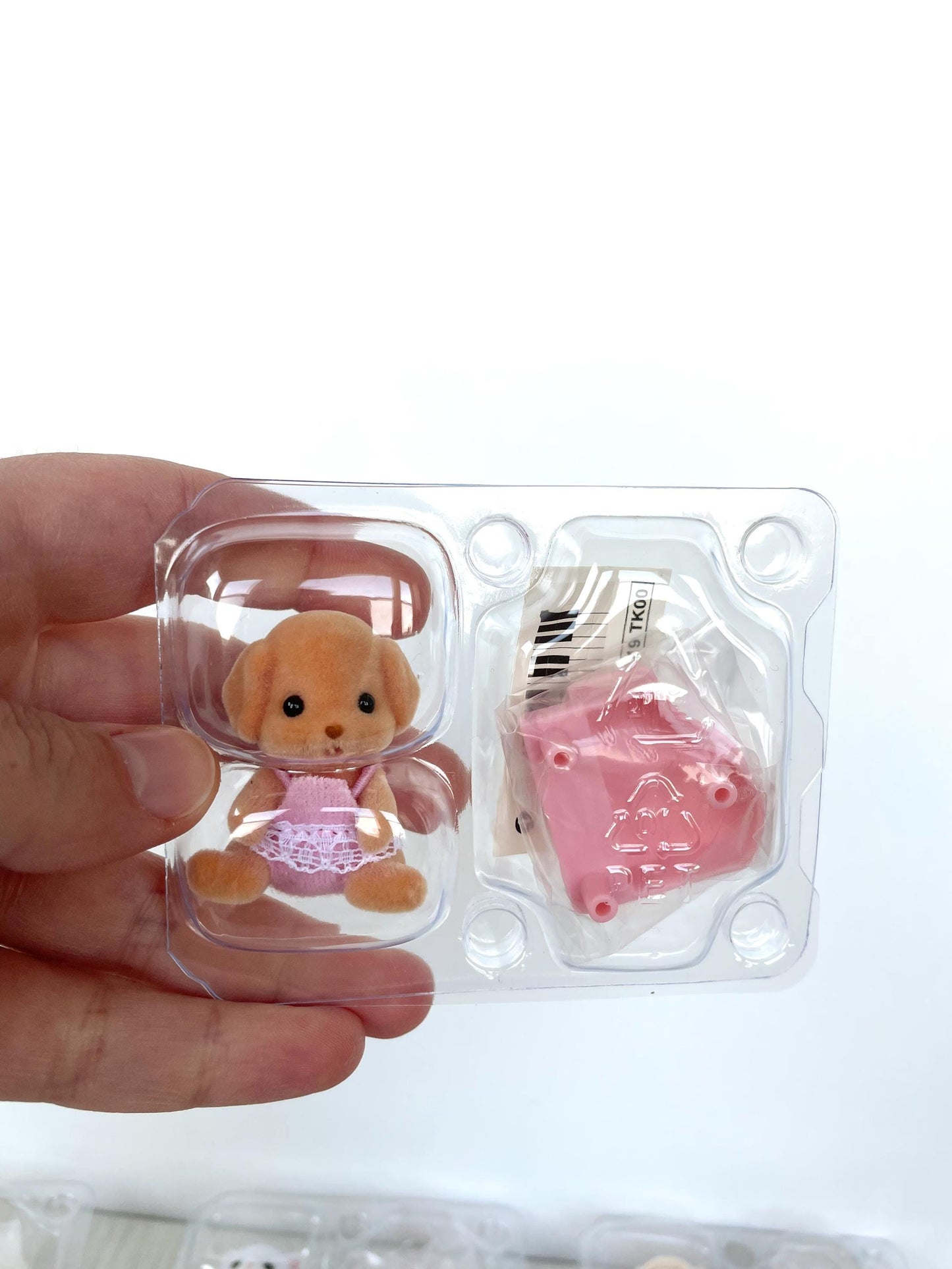 Calico Critters Baby Party Blind Bags, select Critter, New in Package | Collectible Toy for Kids & Collectors | Holiday Gift Idea — Sylvanian Families