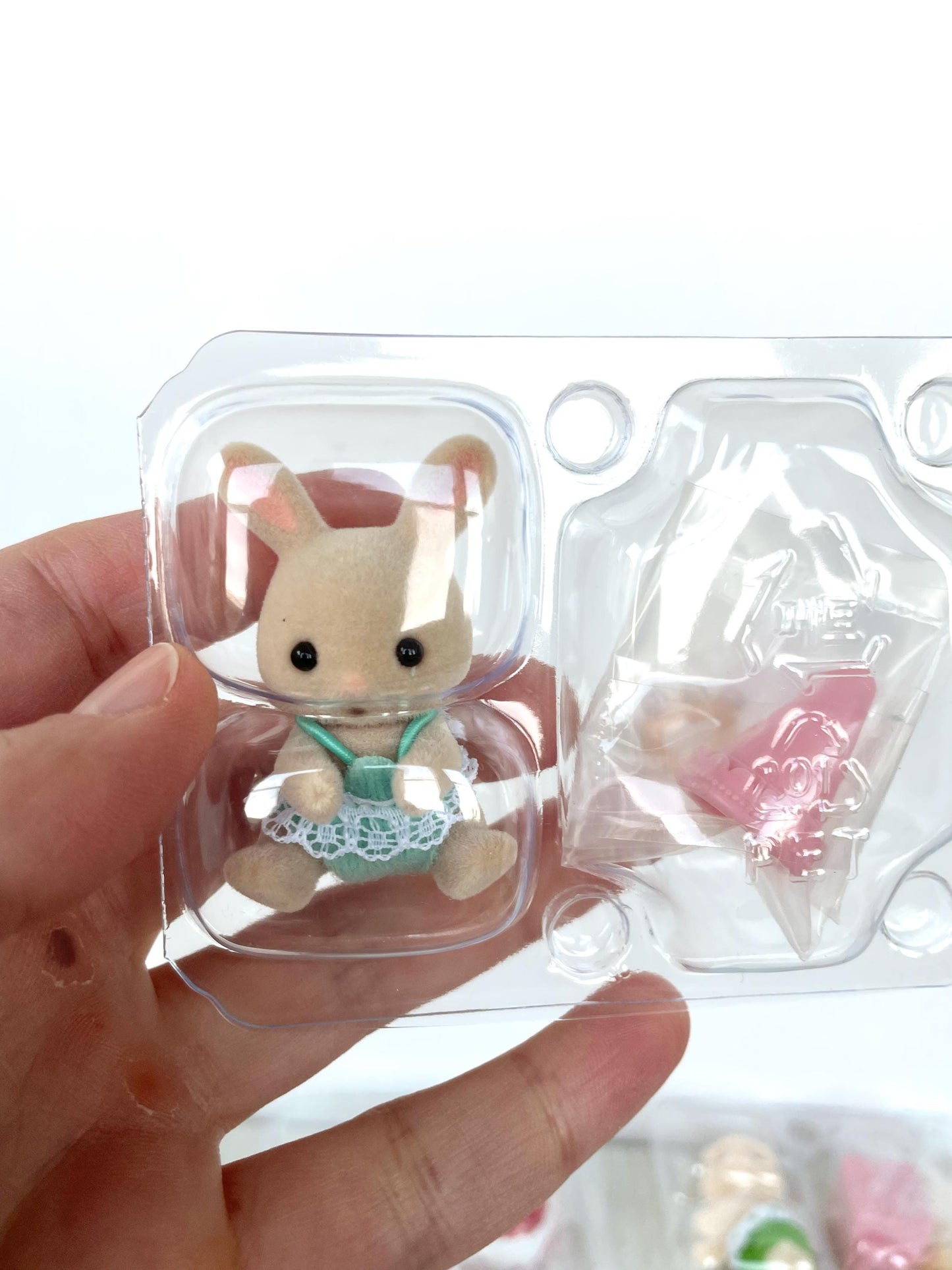 Calico Critters Baby Party Blind Bags, select Critter, New in Package | Collectible Toy for Kids & Collectors | Holiday Gift Idea — Sylvanian Families