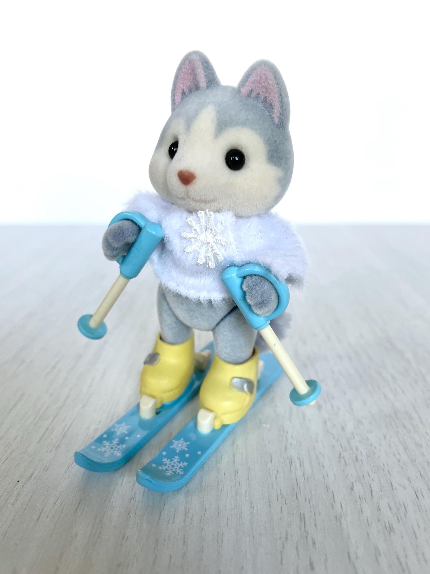 Winter husky set detail — Sylvanian Families / Calico Critters