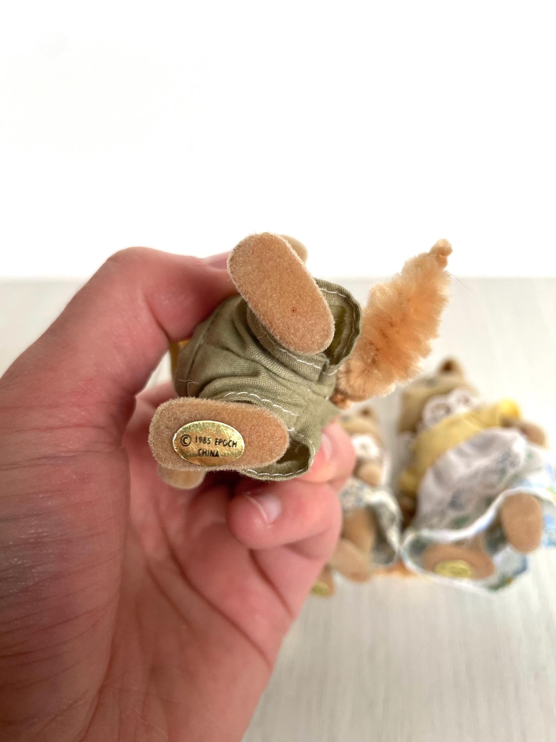 Vintage Honey Fox family flocking detail — Sylvanian Families / Calico Critters