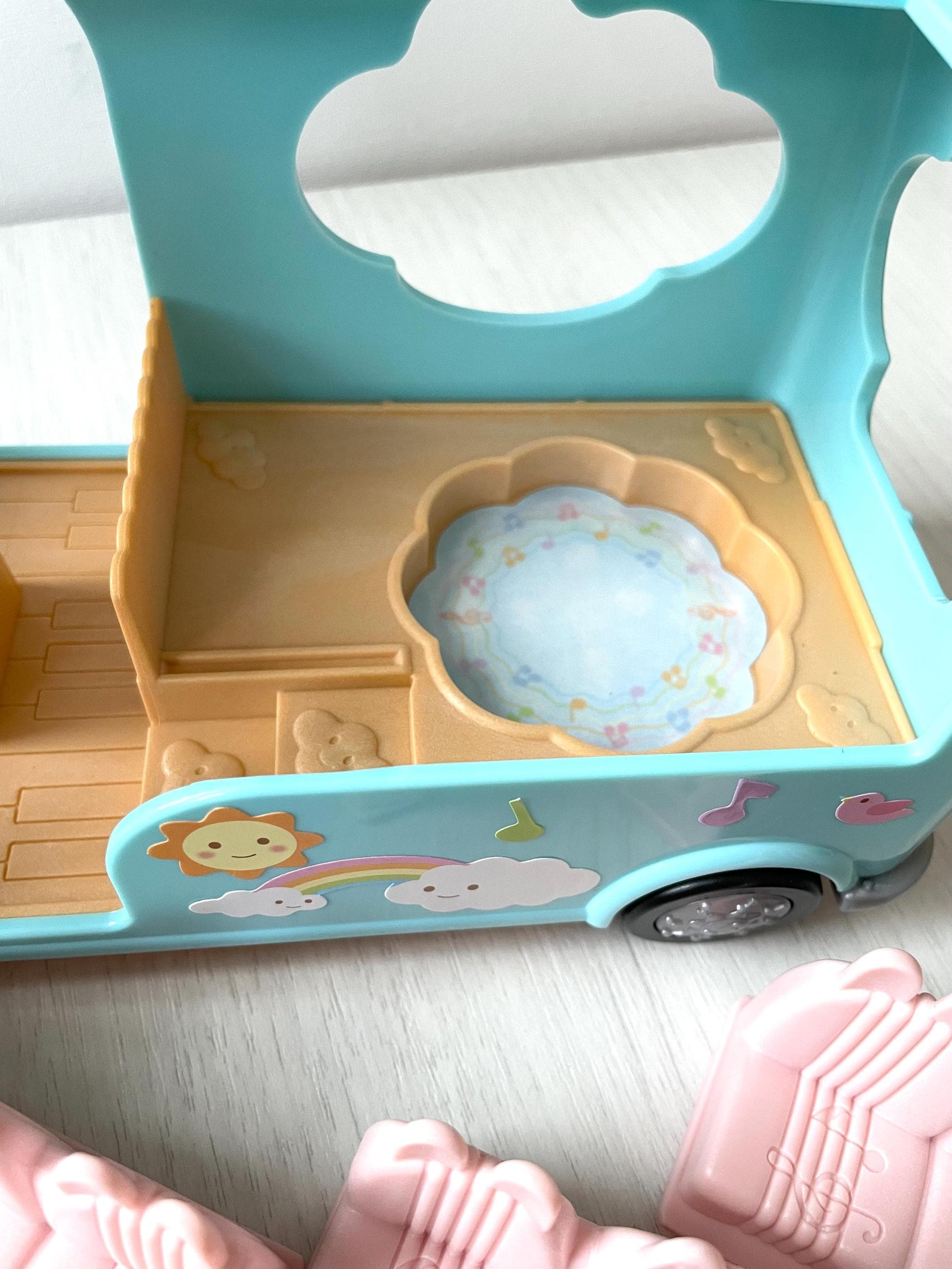 Nursery bus back — Calico Critters / Sylvanian Families