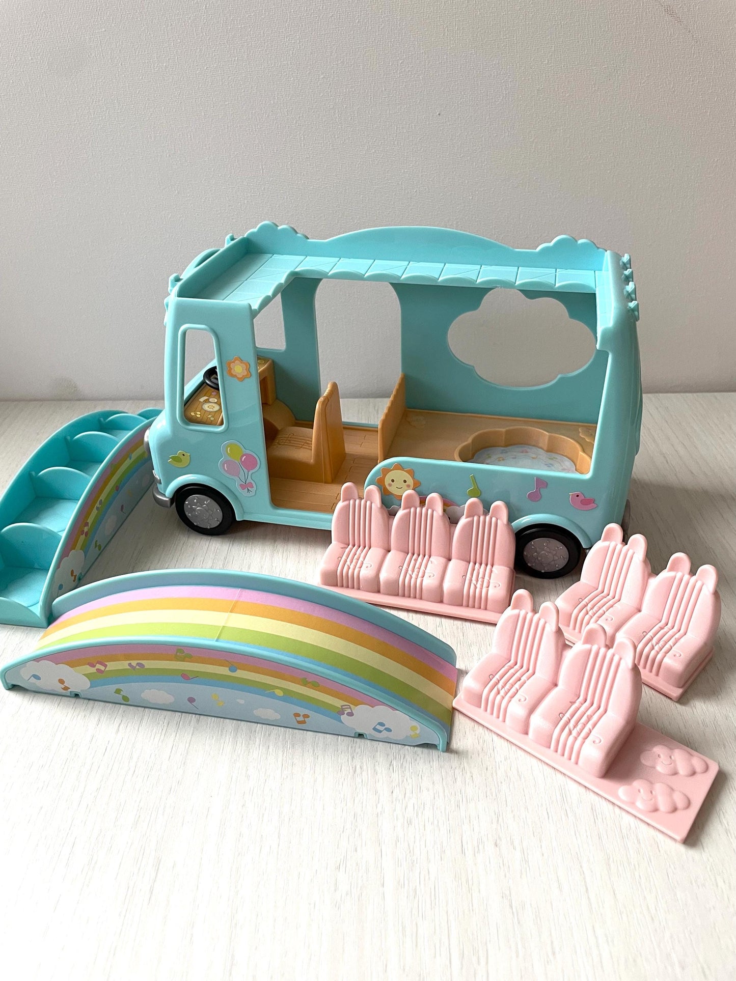 Sunshine nursery bus wheels — Calico Critters / Sylvanian Families