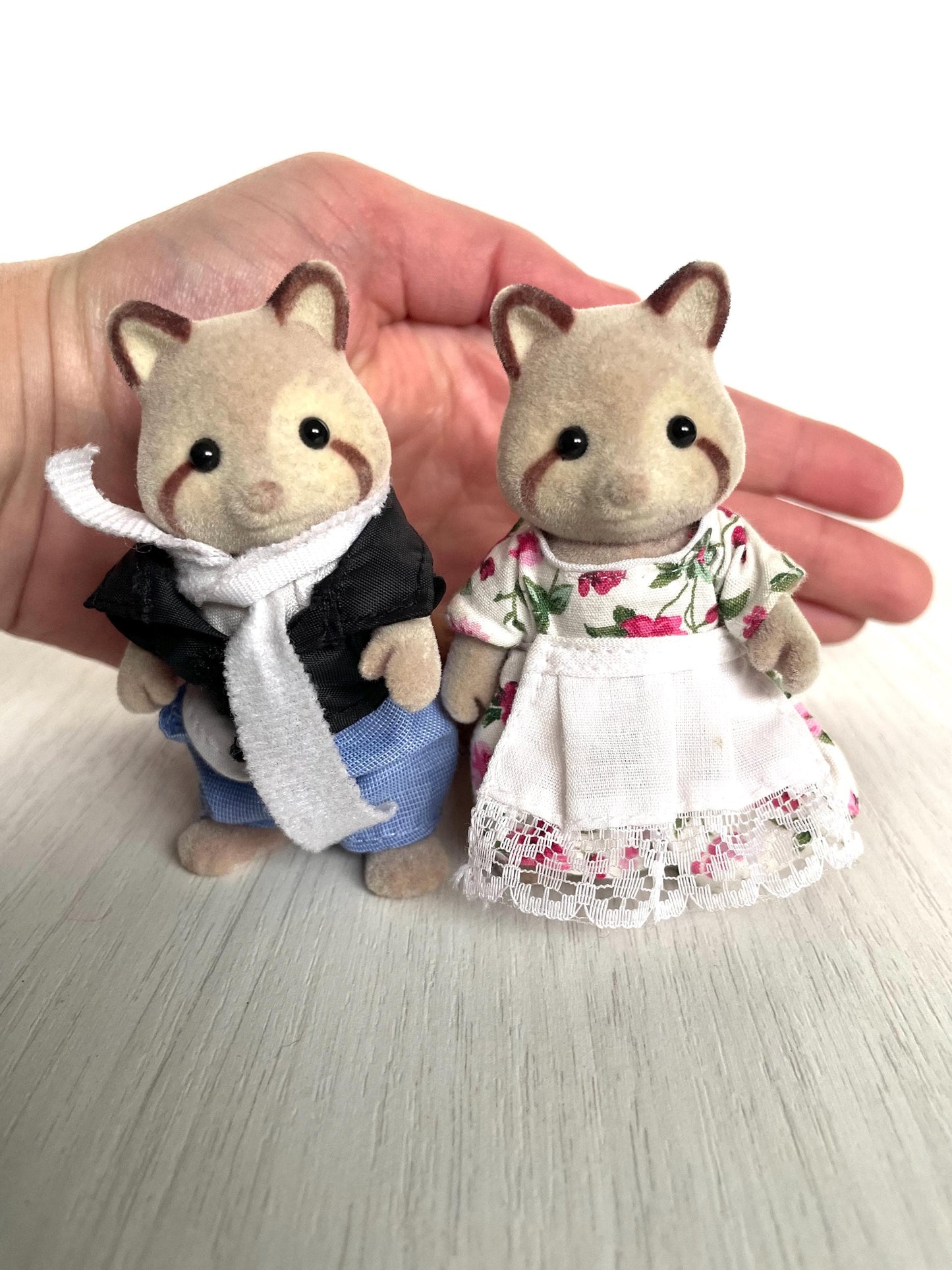 Vintage Sylvanian Families Mulberry Raccoon Grandparents George & Mildred — Calico Critters