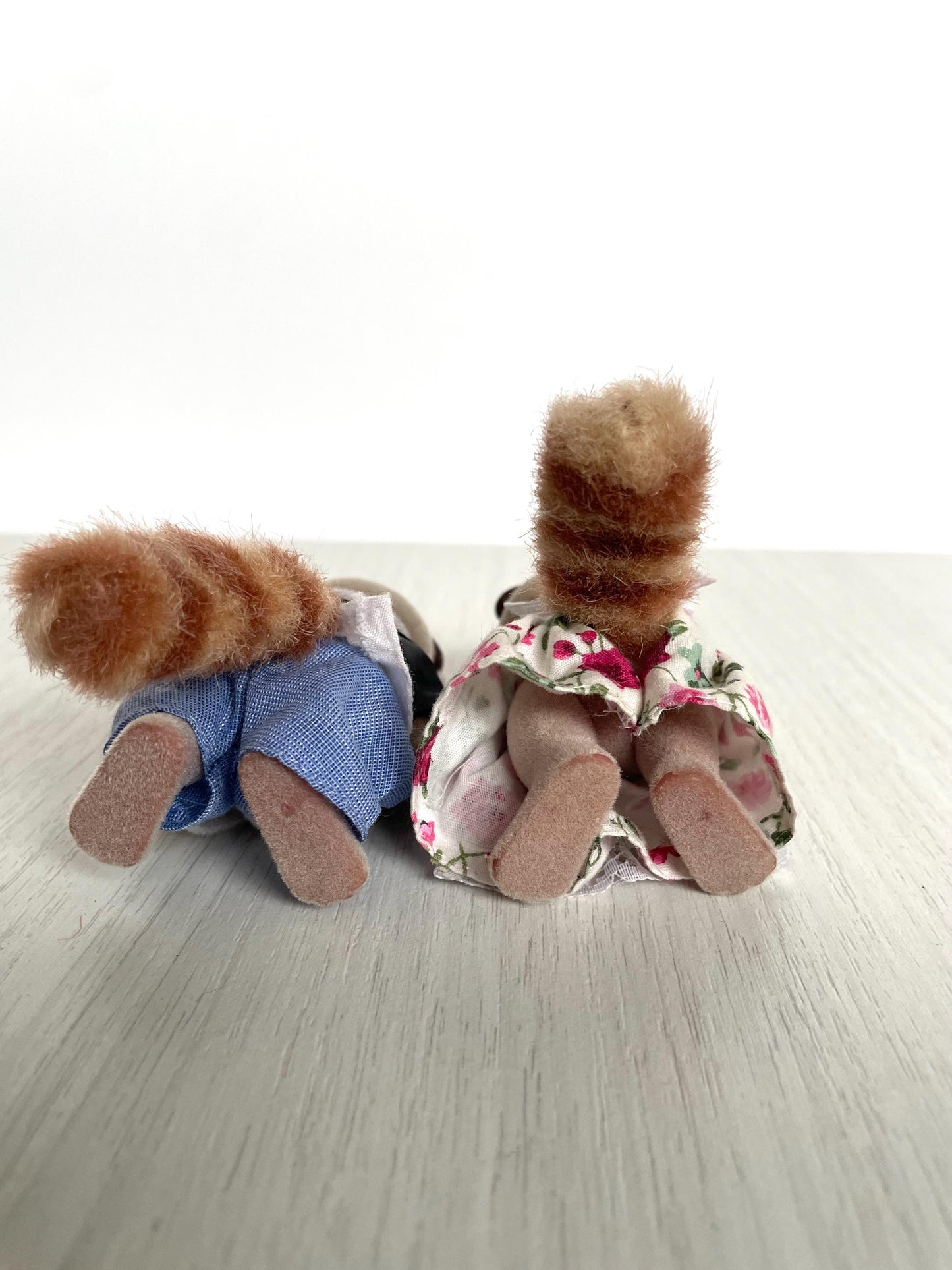 Collectible vintage Mulberry Raccoon grandparents — Sylvanian Families / Calico Critters