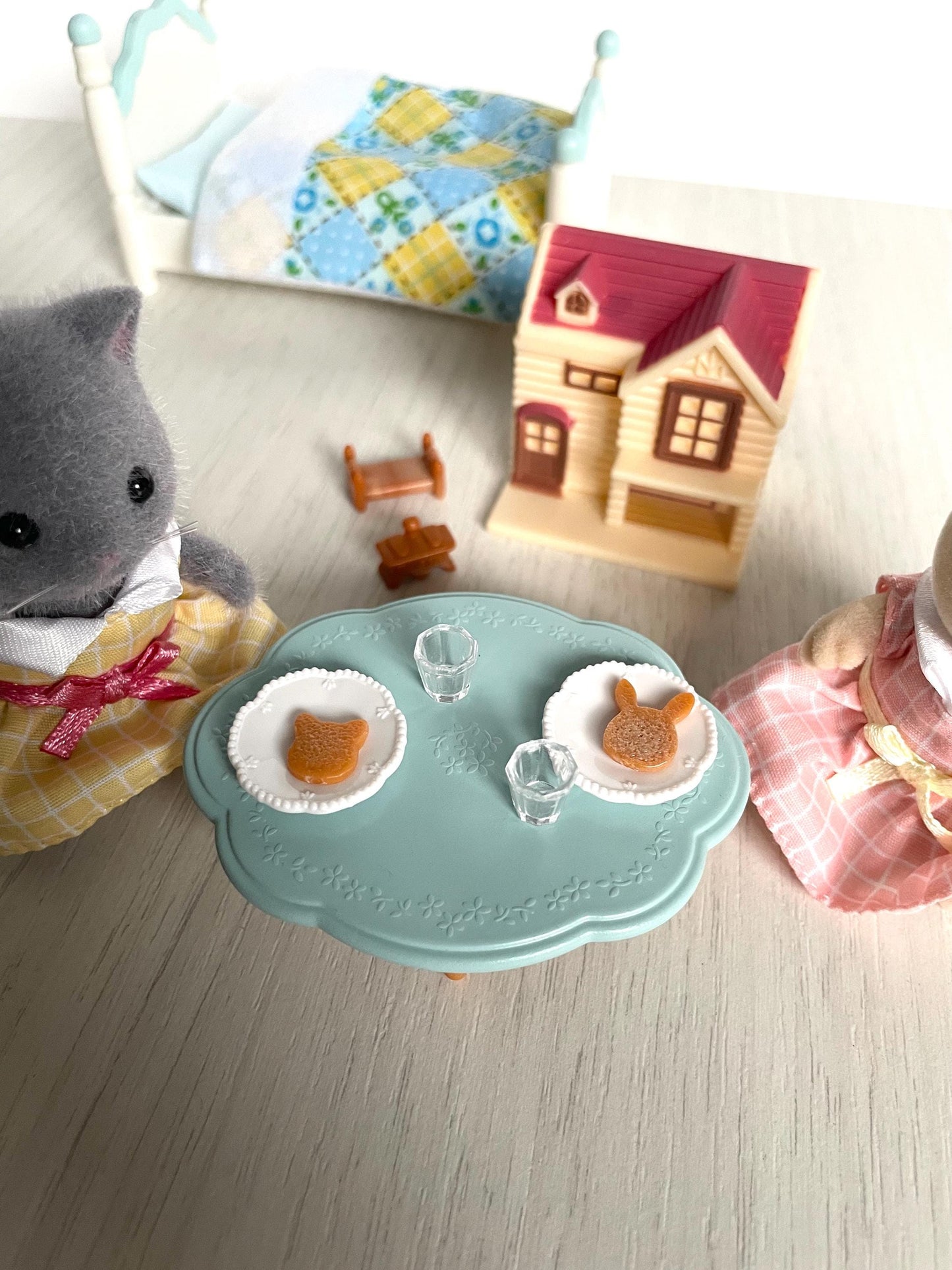 Miniature Calico Critters dollhouse and girl's bedroom set with blue bed, tea time party table & grey Persian cat girl + sweet pea rabbit — Sylvanian Families