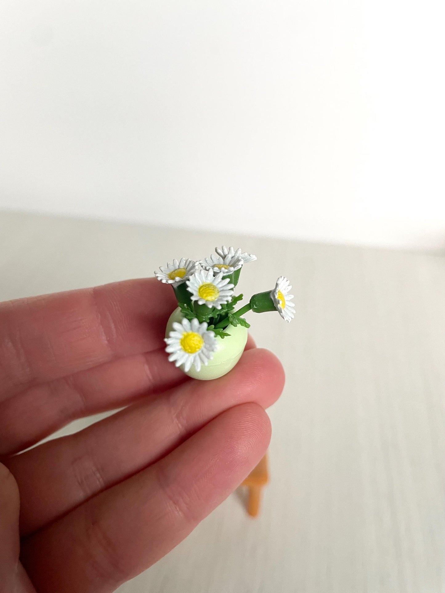 Miniature Calico Critters Side Table with Vase & White Flowers — Sylvanian Families